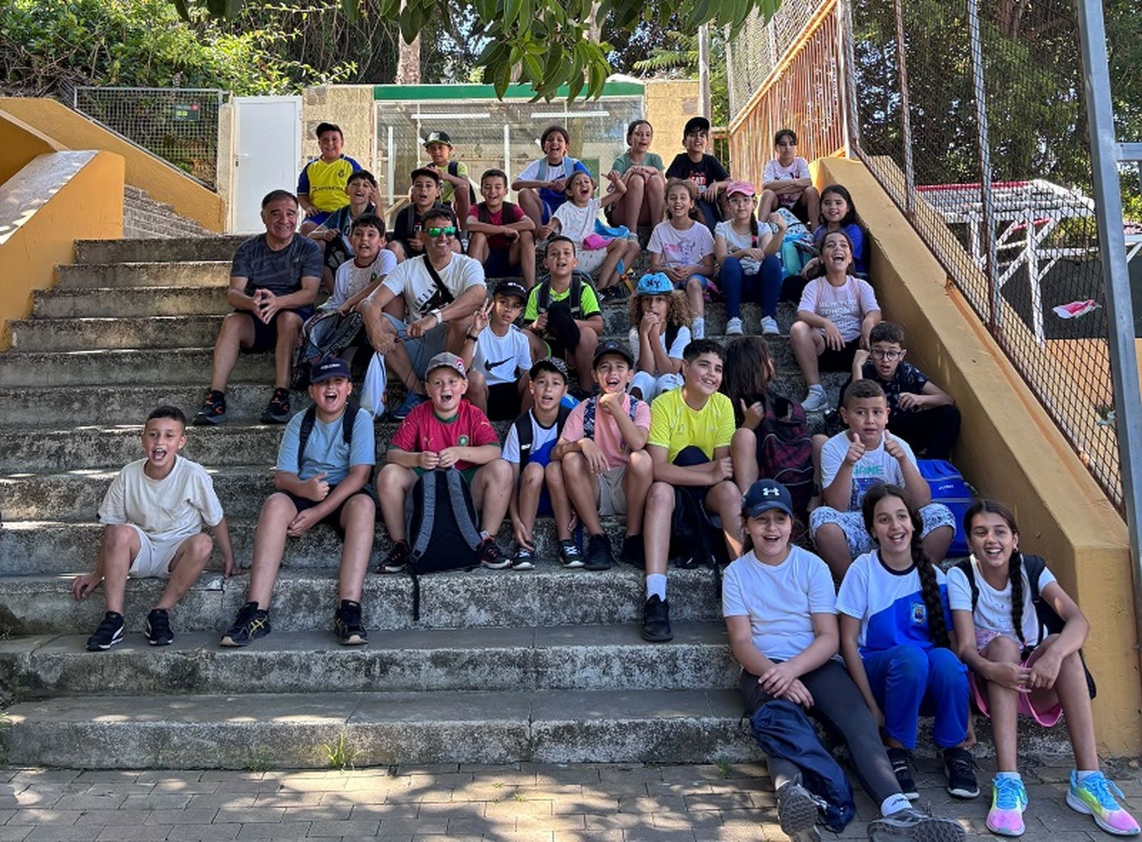 Más de 500 escolares de Ceuta participan en las jornadas de iniciación a los deportes de montaña organizadas por la FDMEC