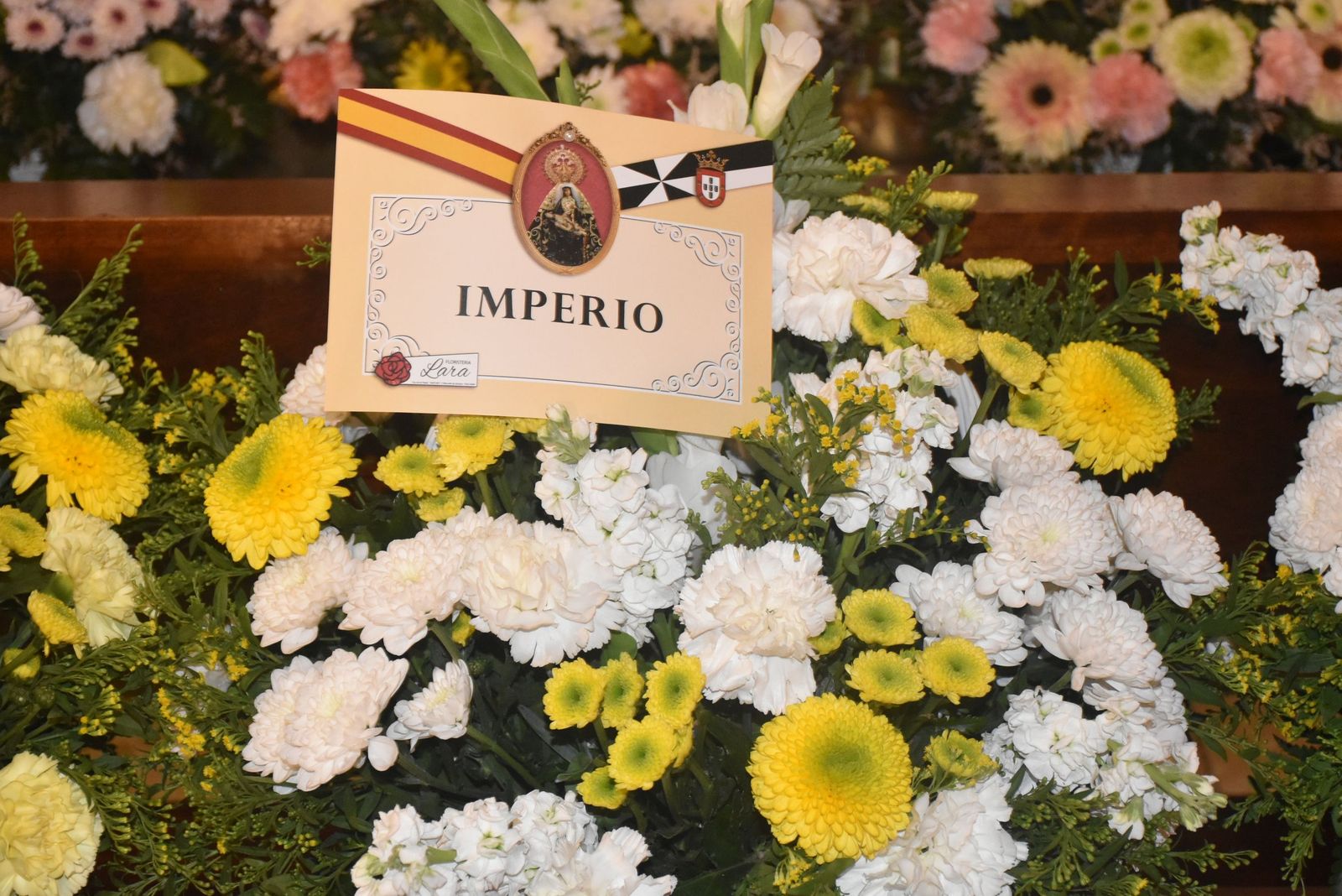 Ofrenda a la patrona y plegaria en Sidi Embarek