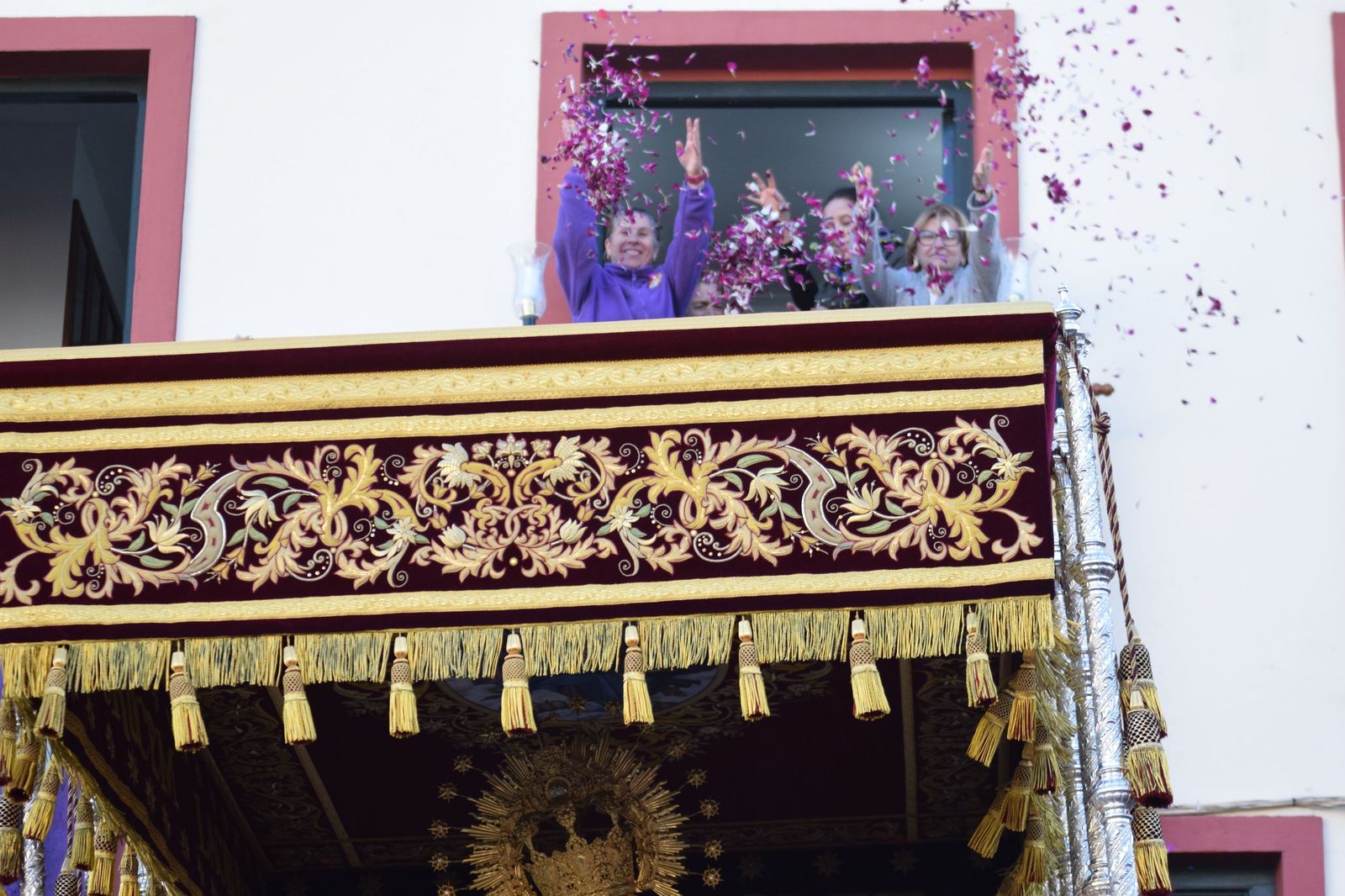 El Medinaceli y María de los Dolores: esencia pura de Ceuta en plena primavera