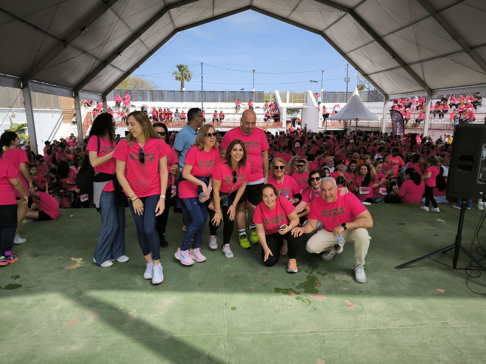Ceuta se viste de rosa para abrazarse a la vida