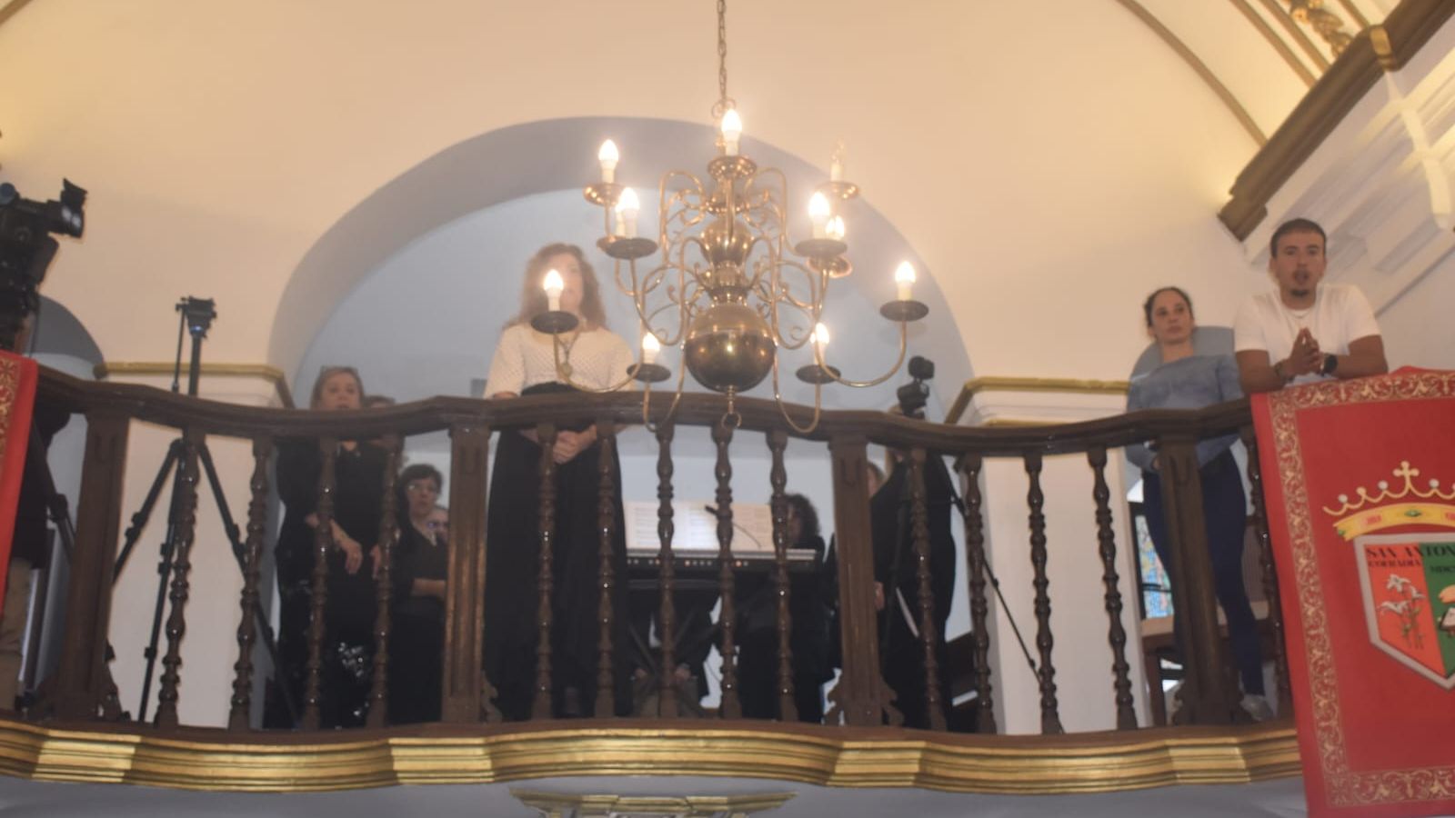 La Eucaristía y pregón se celebró en la Ermita de San Antonio