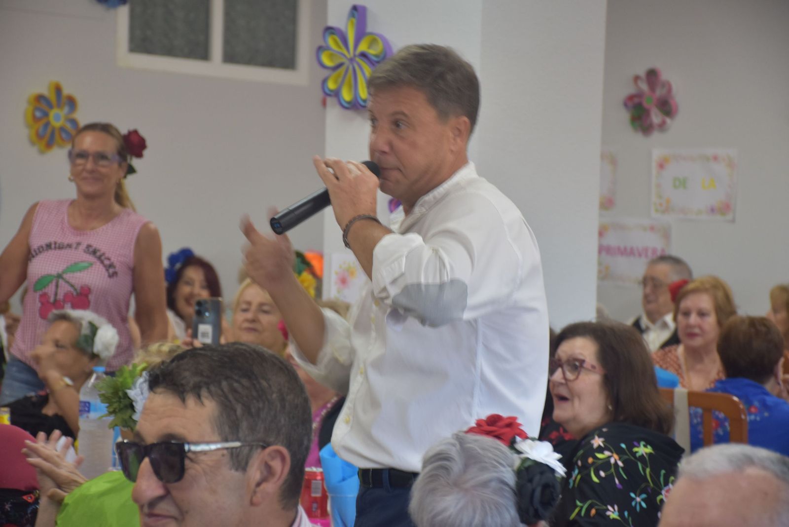 Villajovita se viste de feria para celebrar la primavera junto a sus mayores