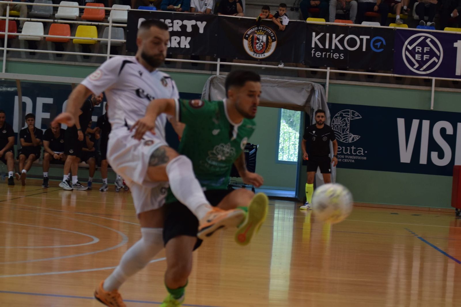 (4-0) El Imperio Ceuta sentencia en la segunda mitad