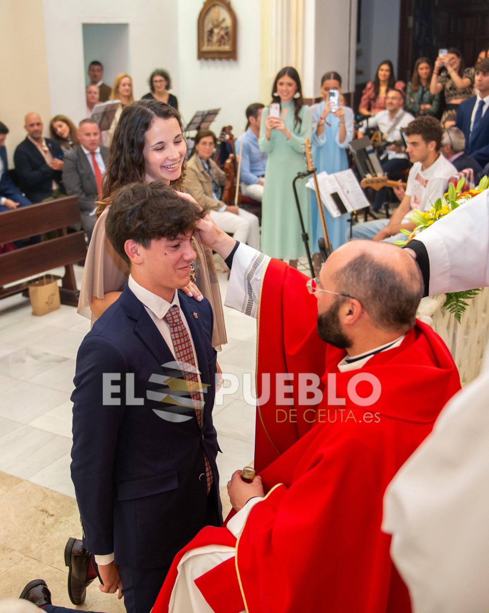 Confirmaciones en la iglesia de San Francisco este viernes