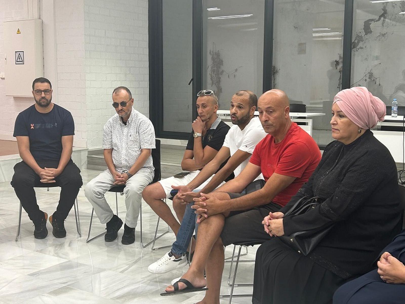 Algunos de los asistentes a la última reunión de la plataforma 'Todos por una Sanidad Digna'. / FOTO G.S.