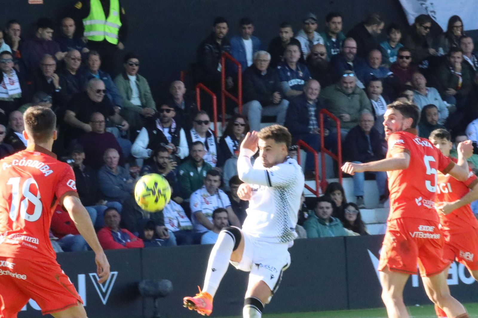 FOTOGALERÍA | Así se vivió la sexta victoria ceutí en el Alfonso Murube