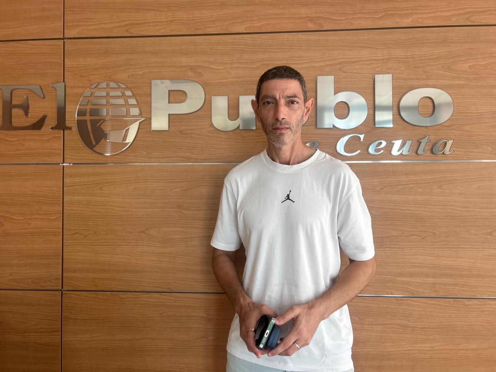 El médico de Urgencias del HUCE Abdeselam Buyema tras una entrevista condedida a El Pueblo de Ceuta