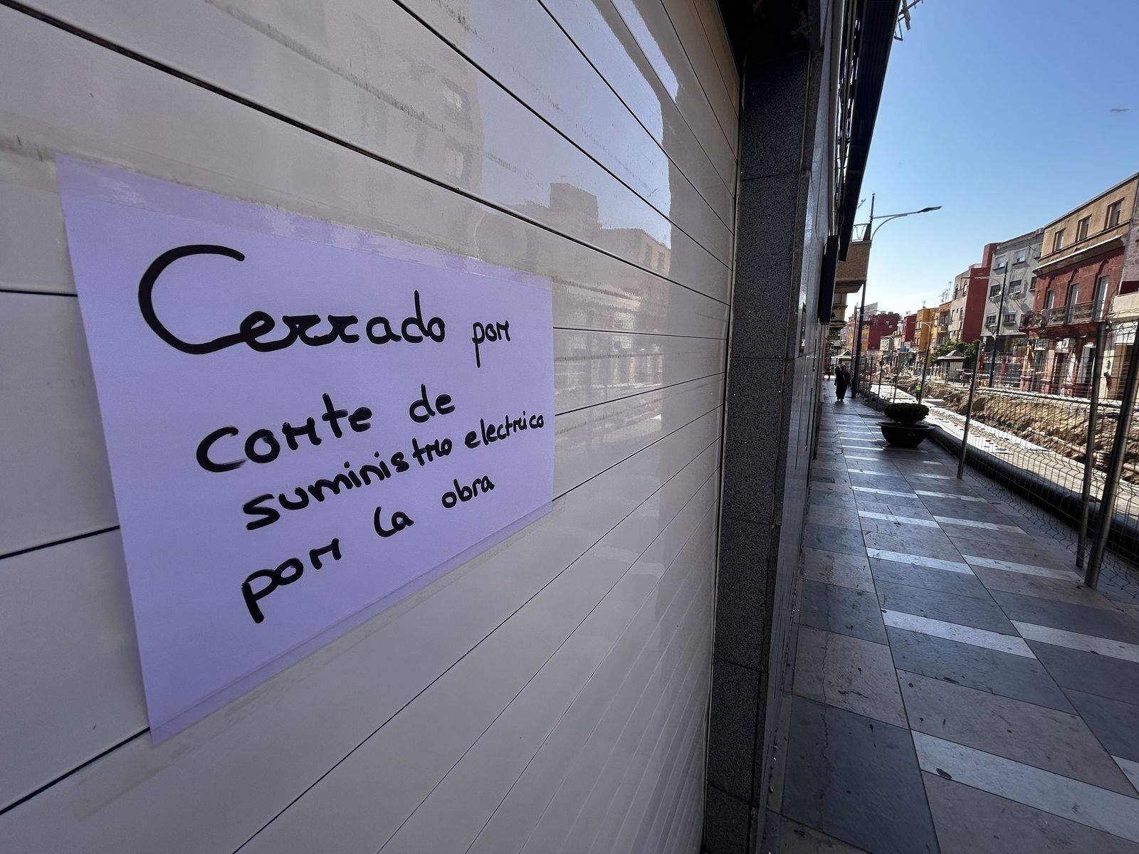 Imágenes de la barriada de Hadú este martes.