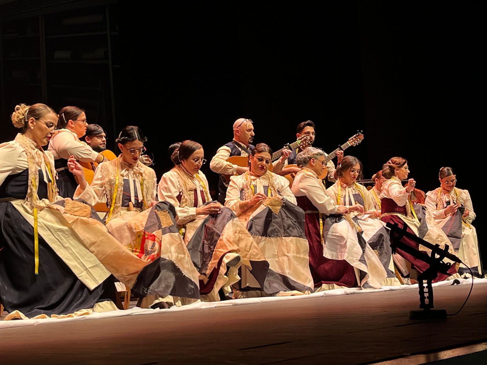 La remendona, en escena