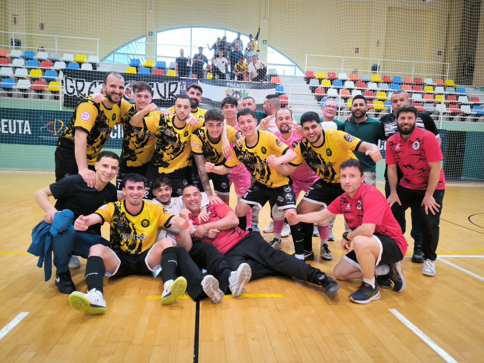 El Imperio Los Rosales celebra el triunfo ante el Alcalá