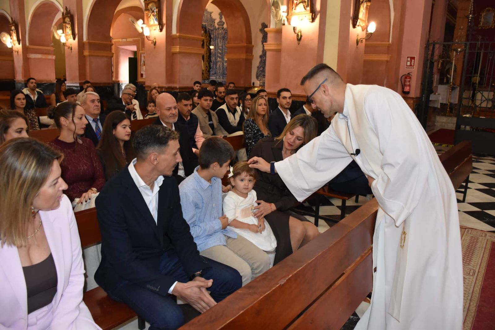 El bautizo de los hermanos Antonio y Jimena