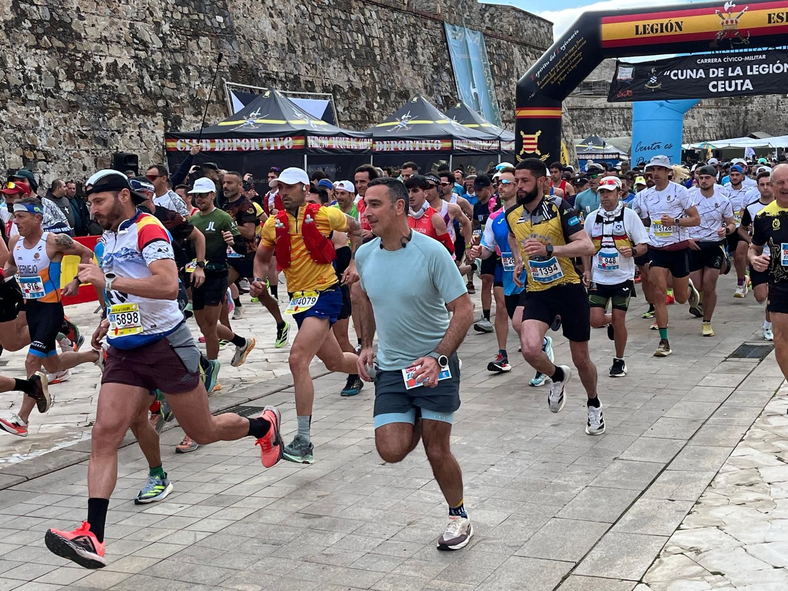 La previa y el inicio de la X Cuna de la Legión a través del objetivo de Reduan