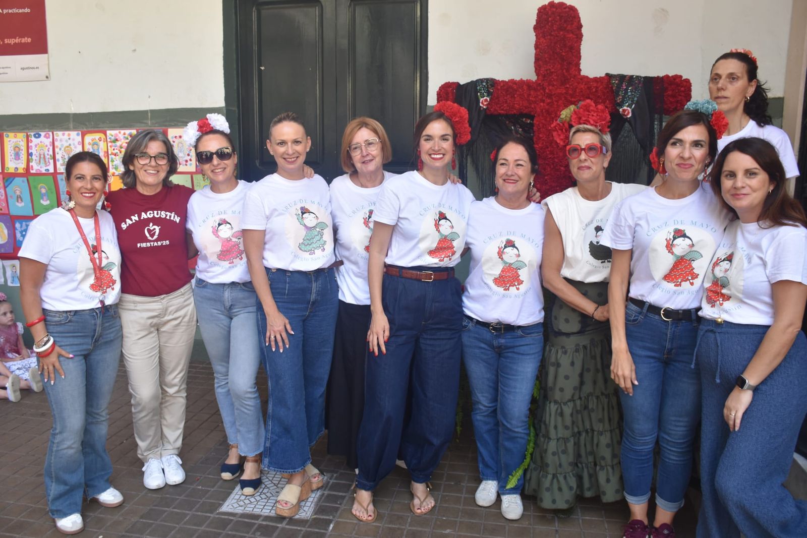 El Colegio de San Agustín disfruta de una feliz jornada solidaria con su Cruz de Mayo