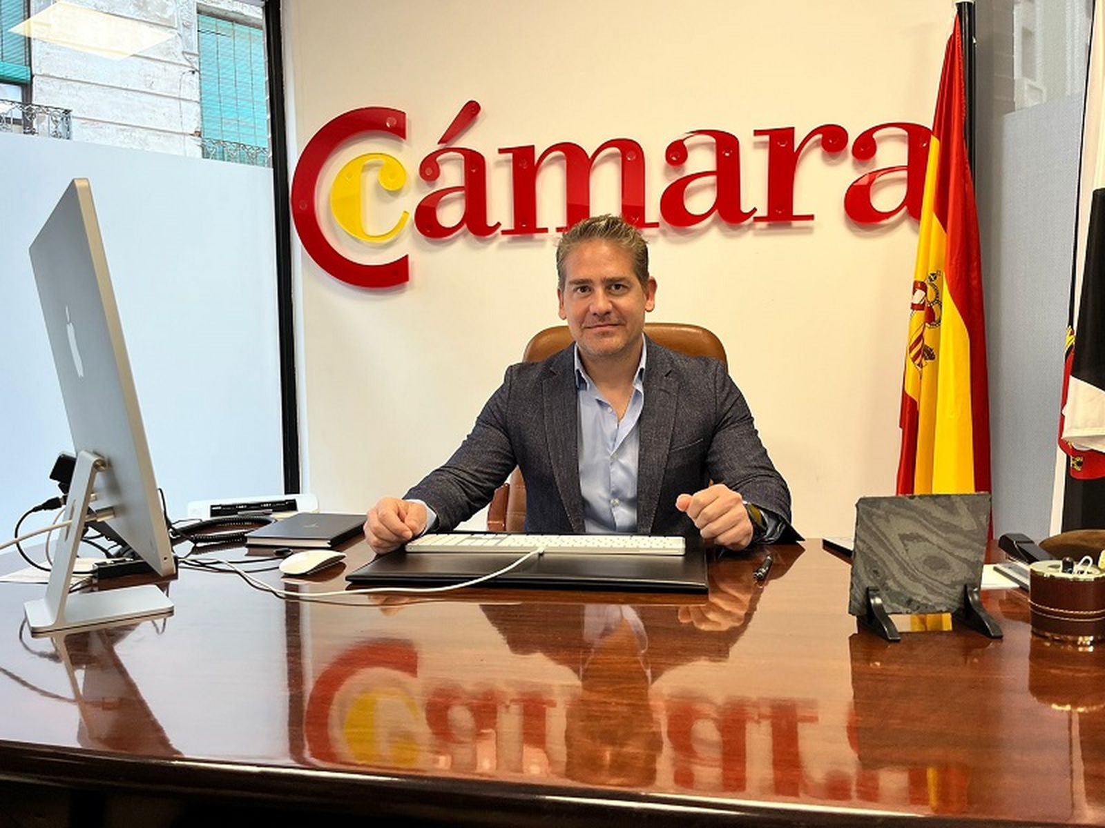 El presidente de la Cámara de Comercio, Karim Bulaix