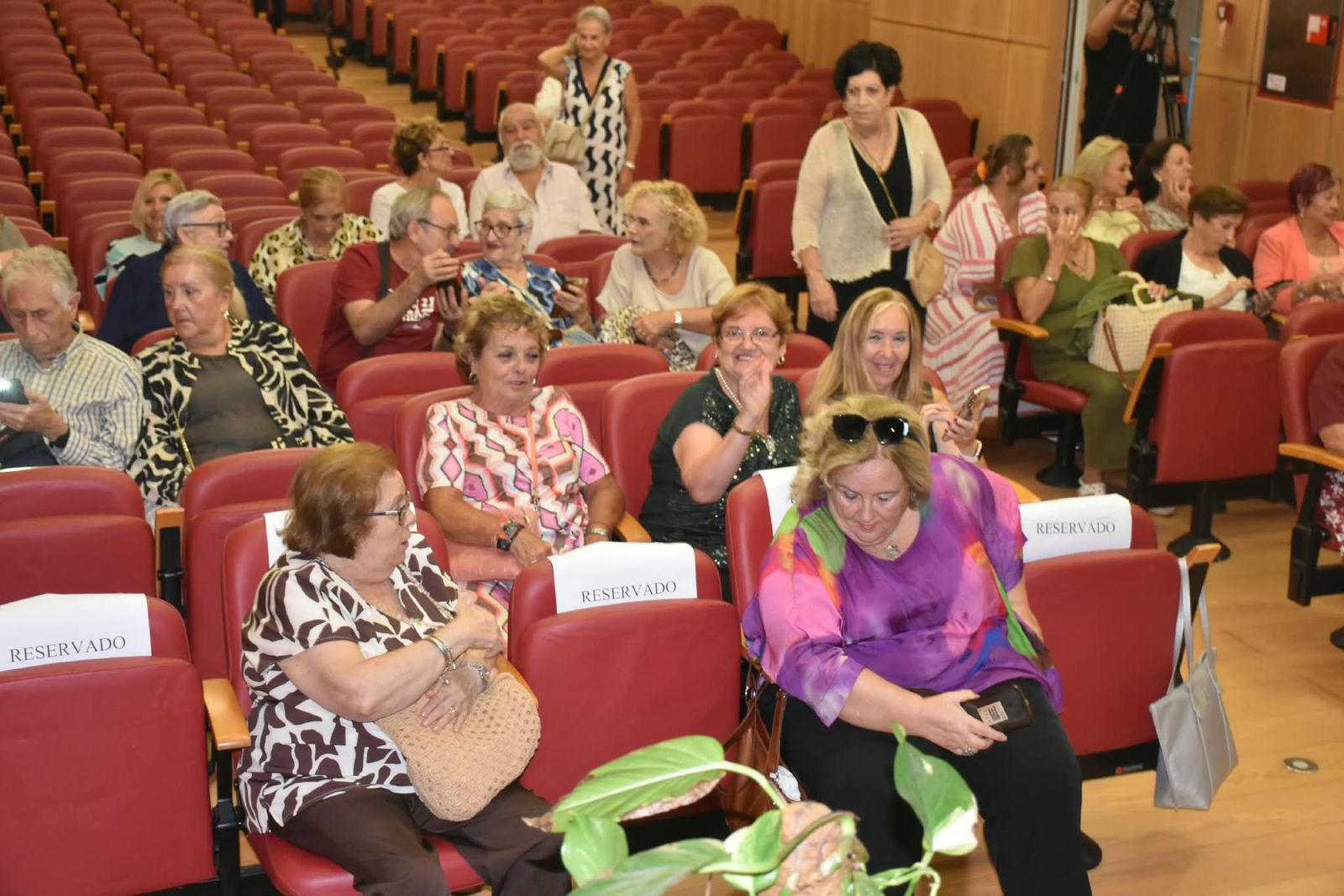 Ceuta disfruta del buen flamenco con un homenaje a Lola del Monte
