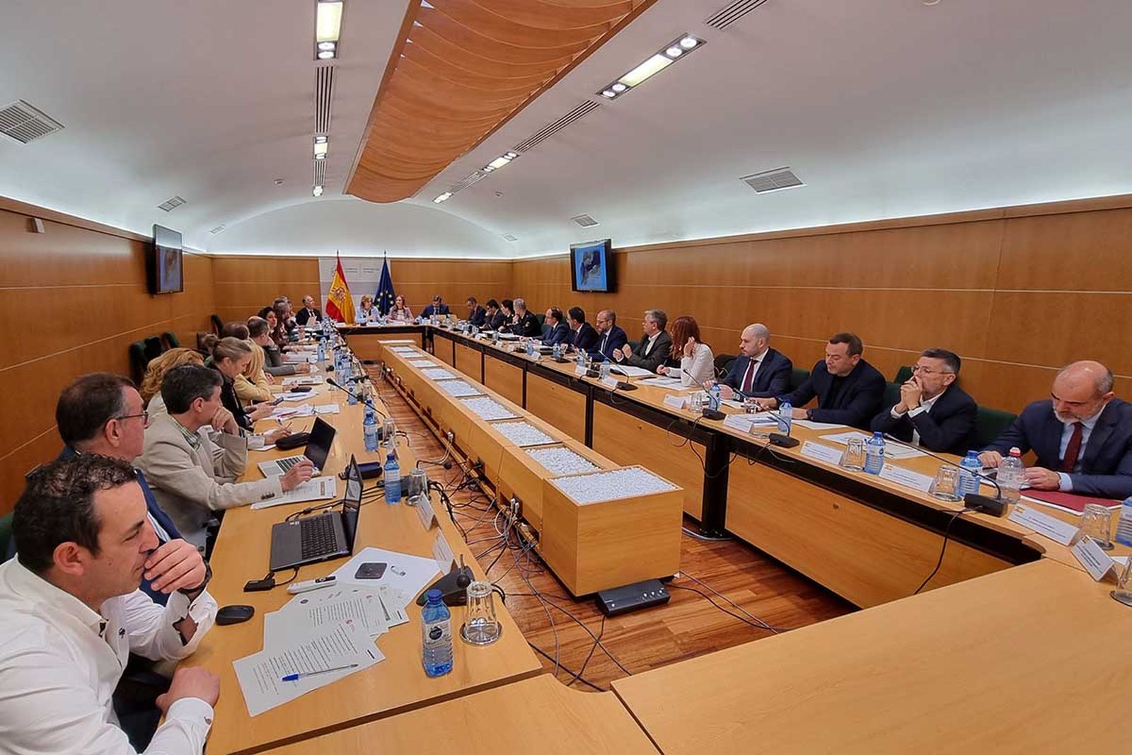 El Comité Estatal de Coordinación y Dirección (CECOD), reunido este viernes en la sede del Ministerio del Interior bajo la presidencia de la subsecretaria Susana Crisóstomo, ha dado luz verde al plan específico que regirá el dispositivo entre el 15 de junio y el 15 de septiembre