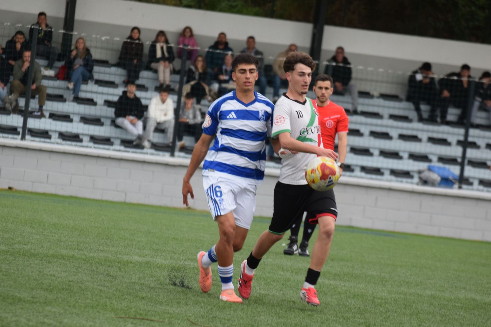 El Granada C.F. asaltó el Benoliel con un gol decisivo en el tramo final