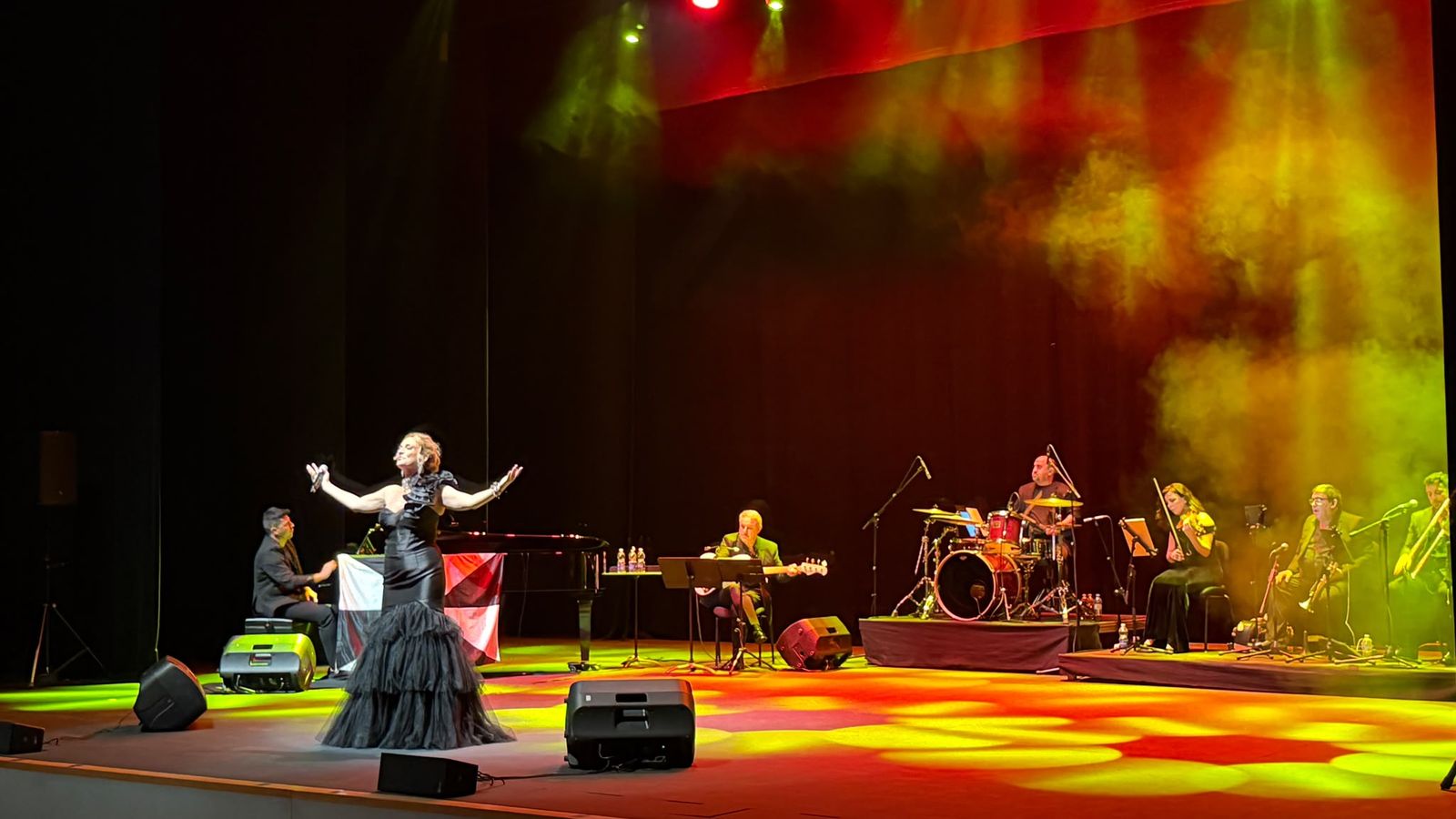 Concierto de Nazareth Compaz en el Revellín