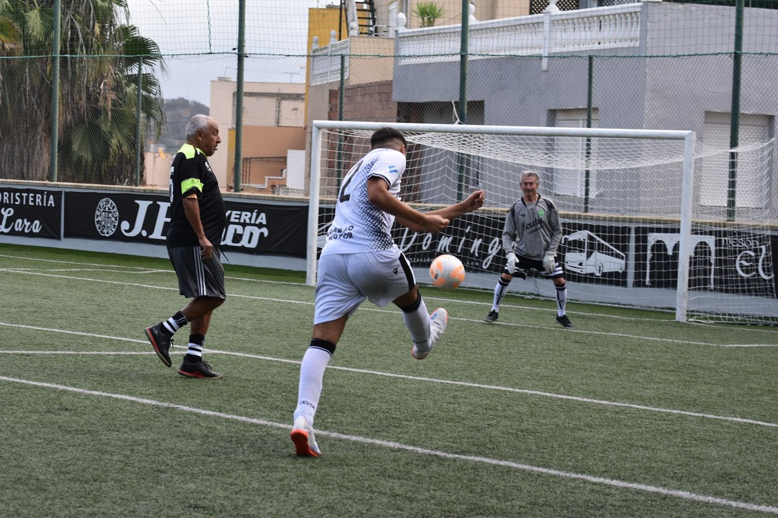 Presentación Genuine