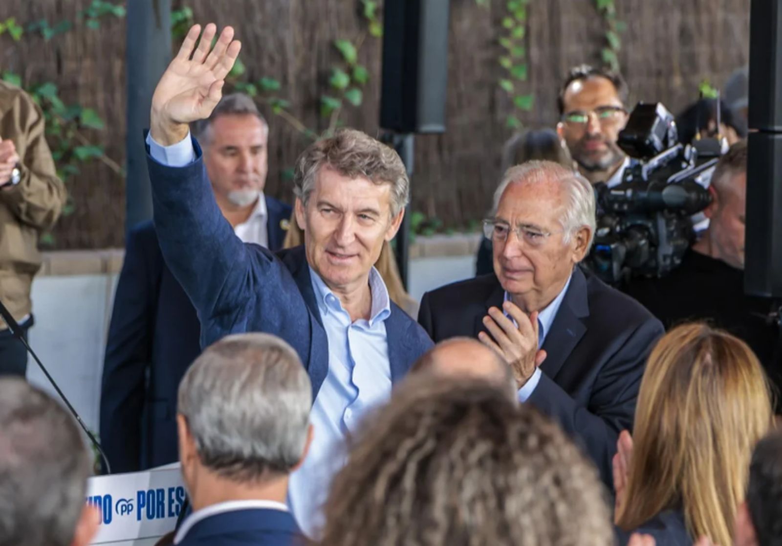 Feijóo junto a Imbroda este lunes en su visita a Melilla