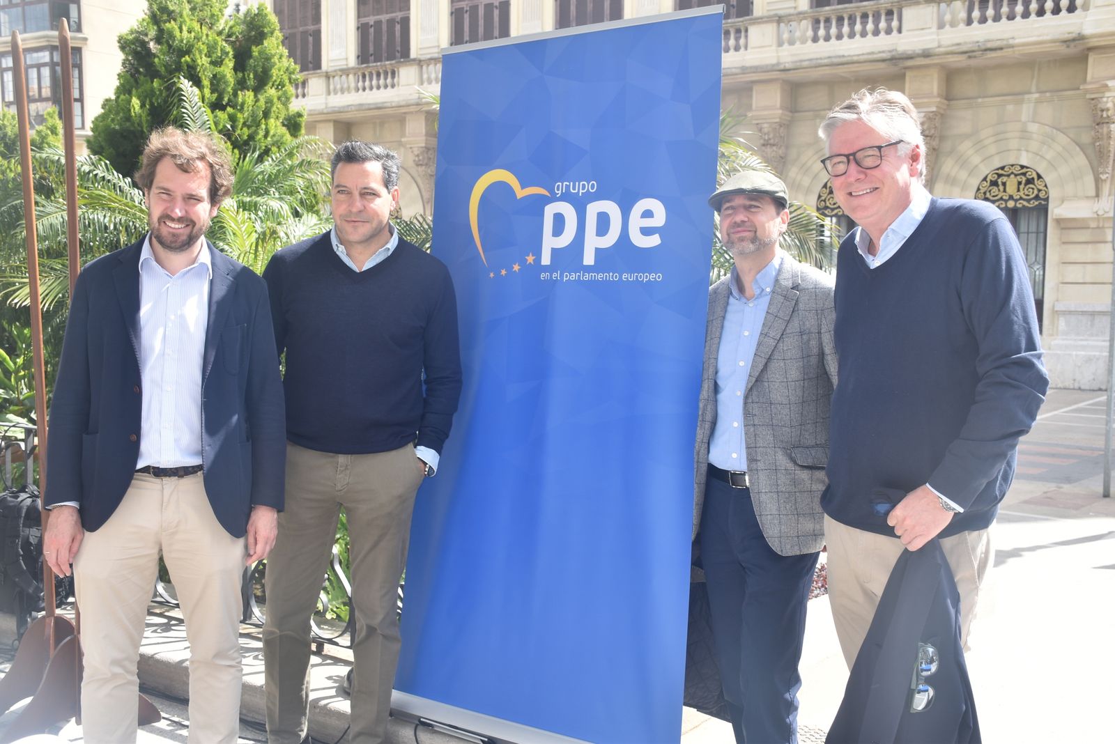 Acto del PP por el Día de Europa en la Plaza de África, con la presencia de su presidente nacional, Alberto Núñez Feijóo