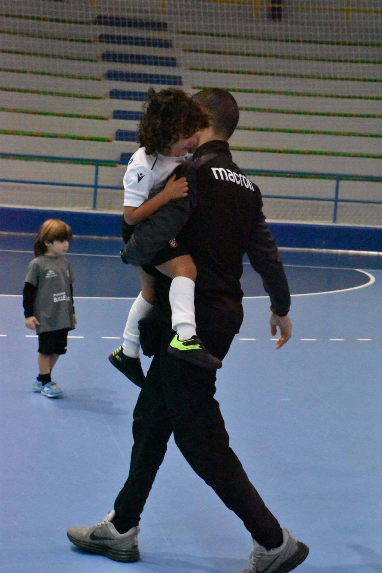 Los debutantes ganan protagonismo en el torneo 'Un Juguete, Una Sonrisa'