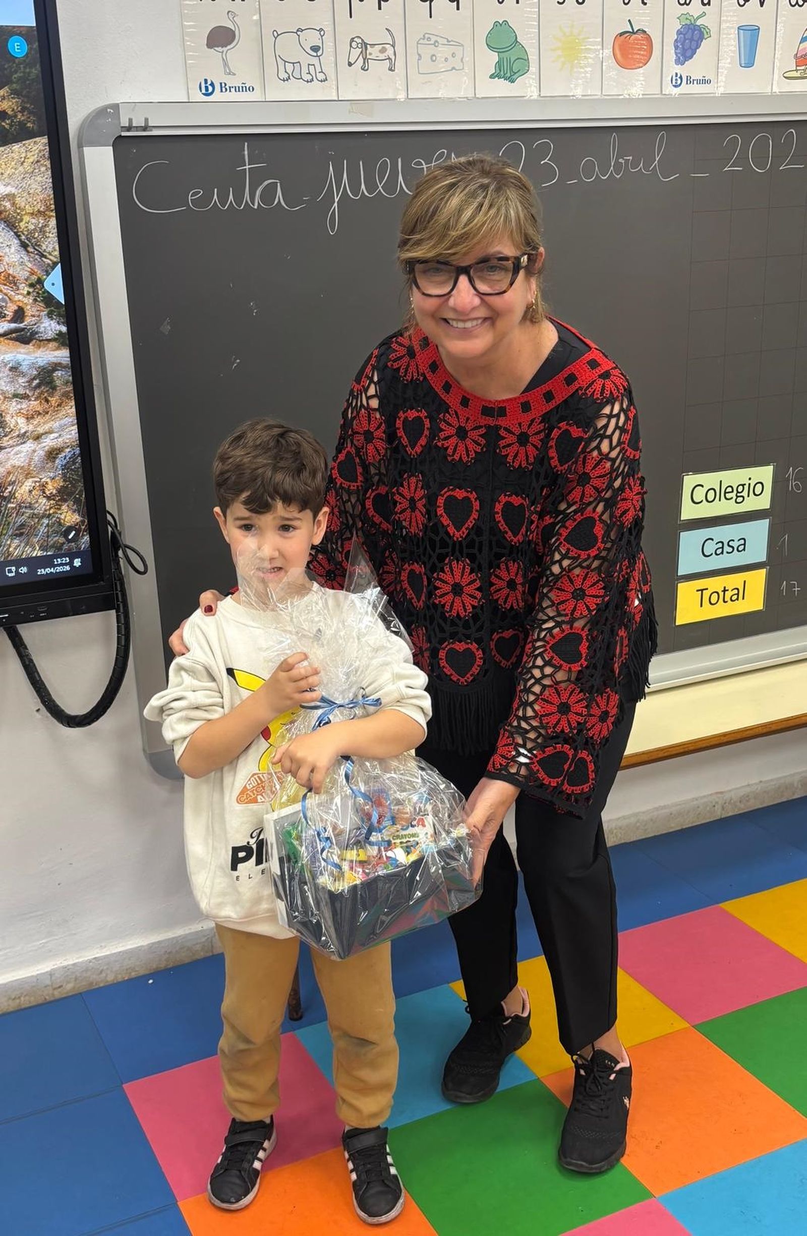El CEIP Juan Morejón celebra el Día del Libro con premios y regalos entre su alumnado