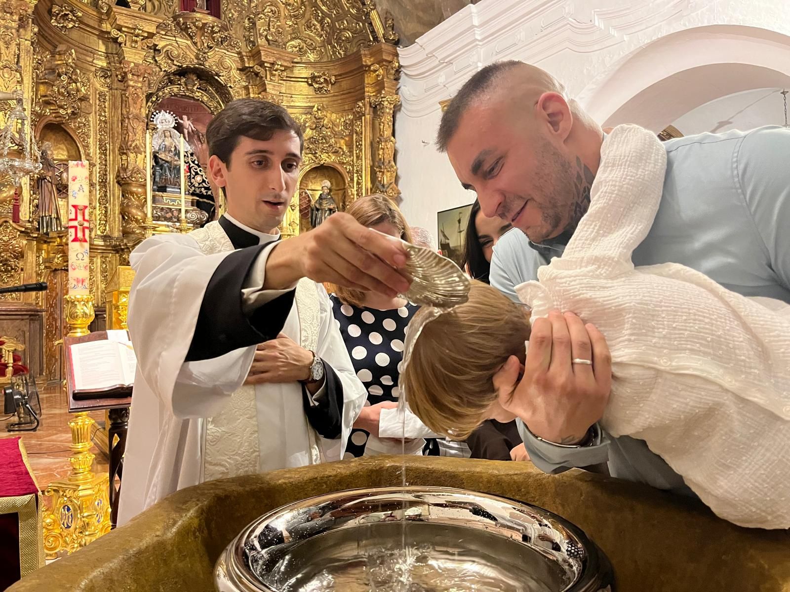 Bautismo de Aron y Nerea en el Santuario
