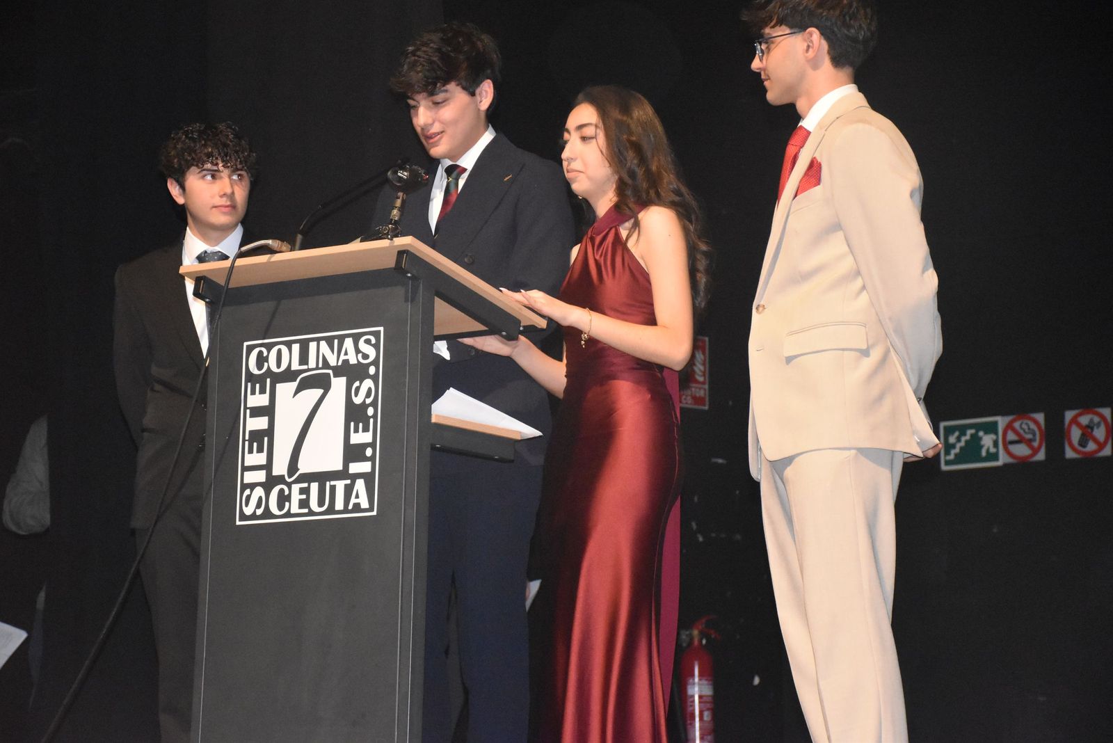 La promoción de Bachillerato del Siete Colinas “no quiere acabar el curso”, pero ya se ha graduado