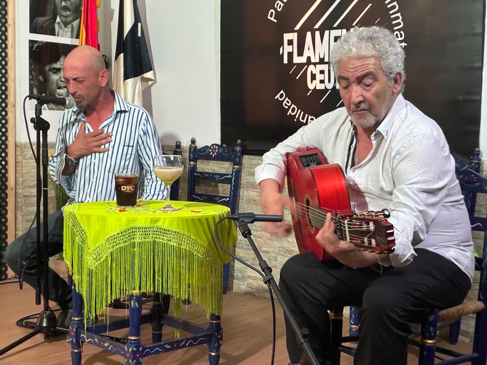 Jesús ‘el Sevillano’ ofreció ayer en la Tertulia un magnífico recital flamenco