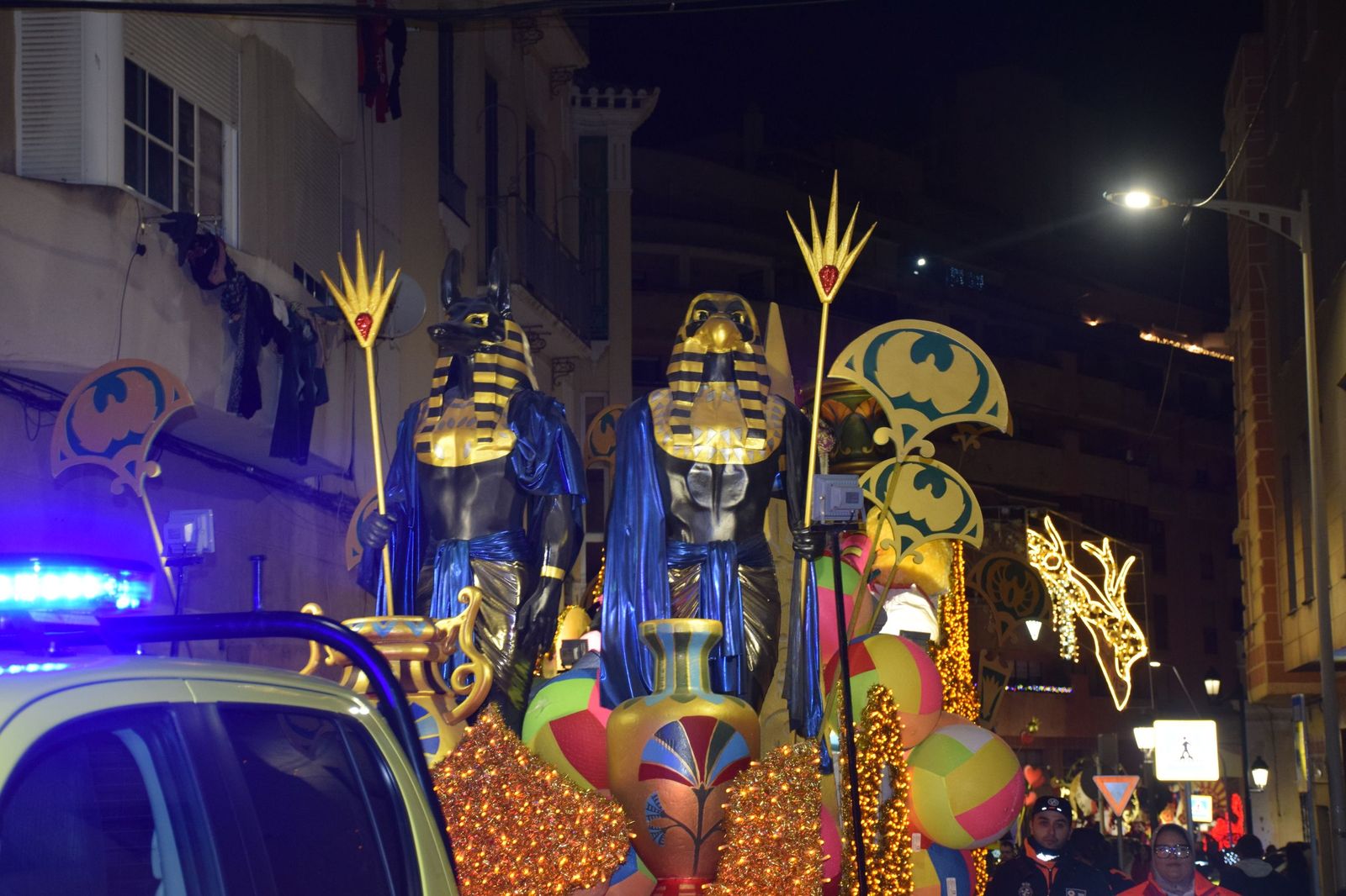 Los ceutíes se emocionan con la llegada de los Reyes Magos