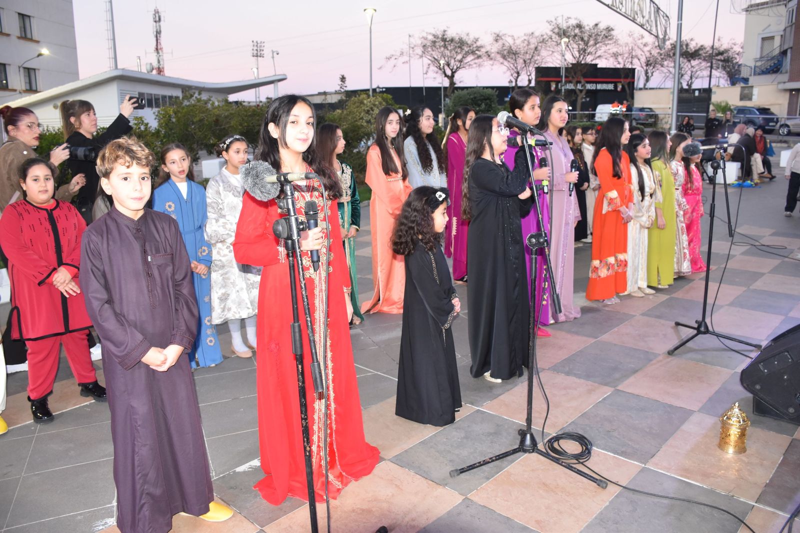 Ceuta ya luce su alumbrado por Ramadán