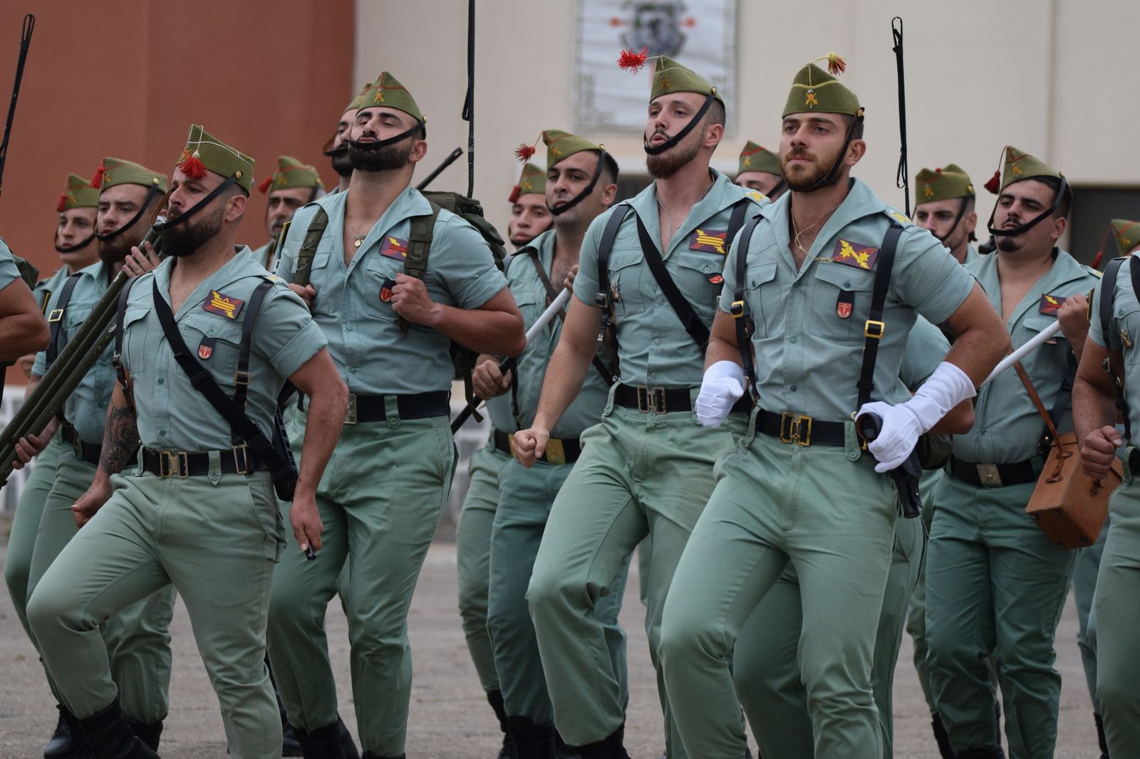 Brillante y marcial celebración del 105 Aniversario de la Legión