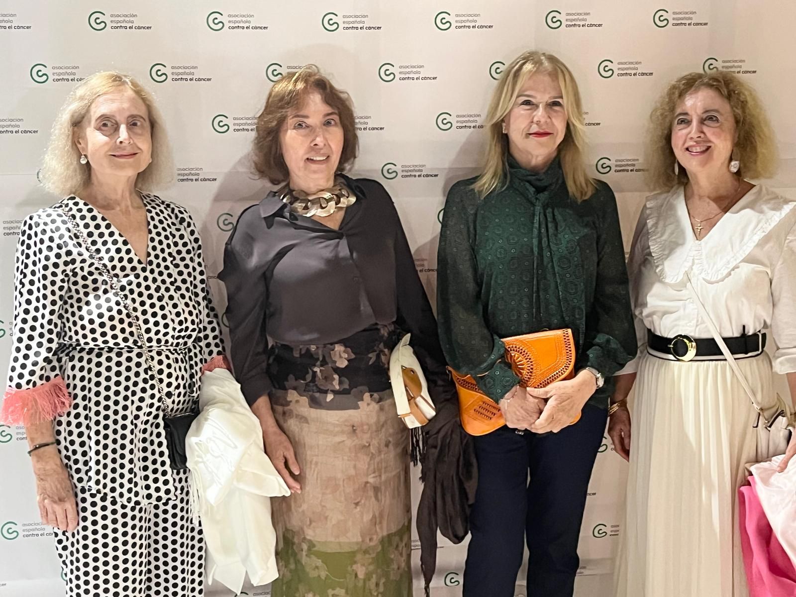 FOGALERÍA | La cena benéfica en Ceuta de la AECC en imágenes