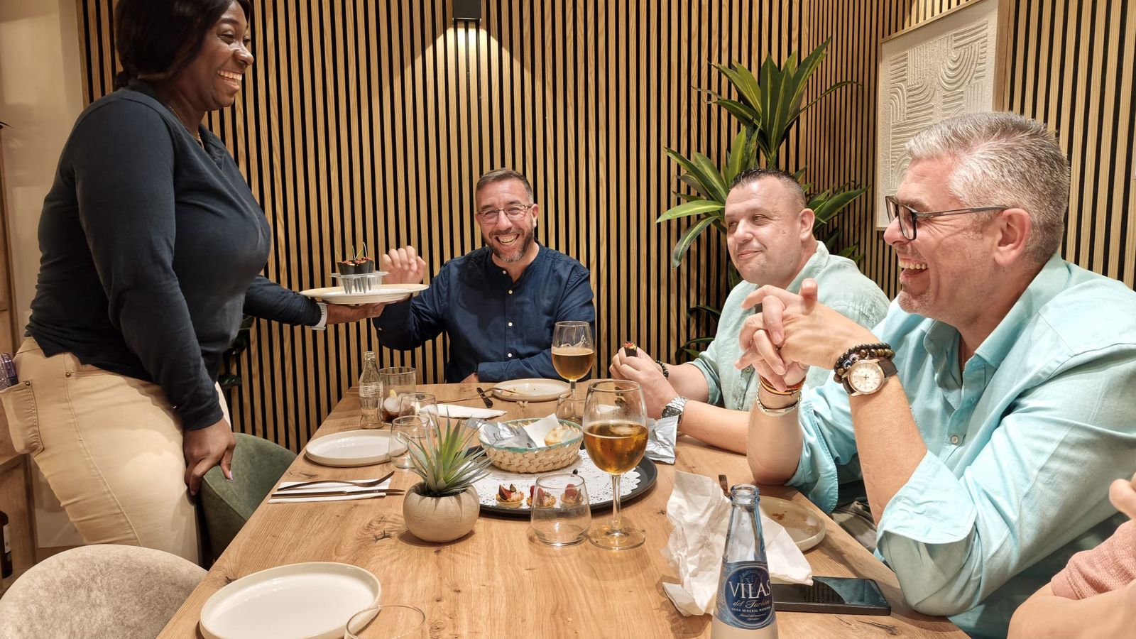 Buen ambiente madridista en el Restaurante Aire