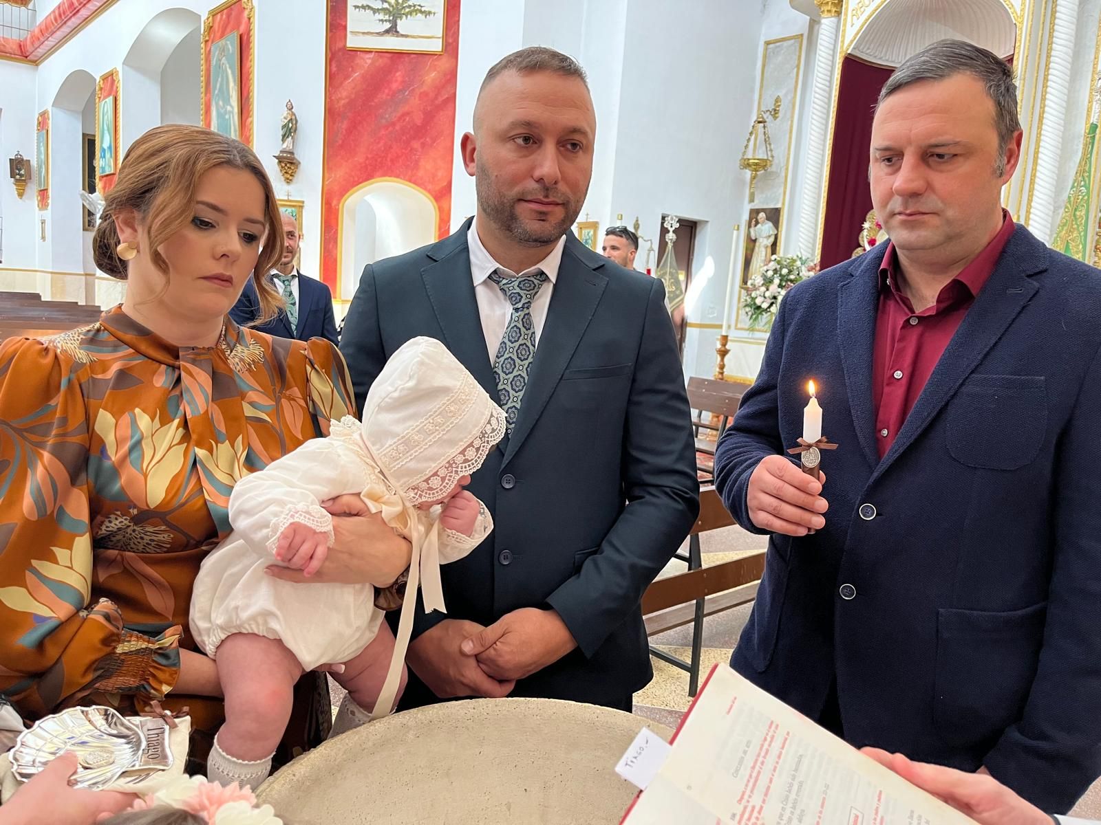 Tiago recibe el Sacramento del Bautismo en Santa Teresa