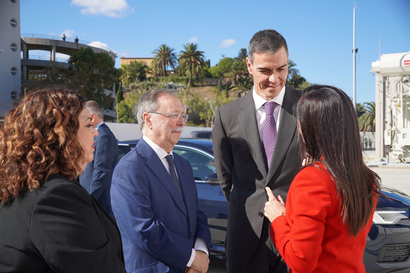 El presidente visita la subestación eléctrica que conectará Ceuta con la península