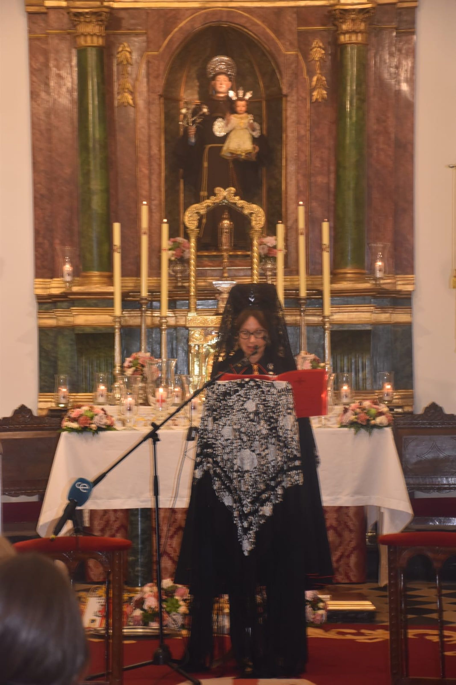 La Eucaristía y pregón se celebró en la Ermita de San Antonio