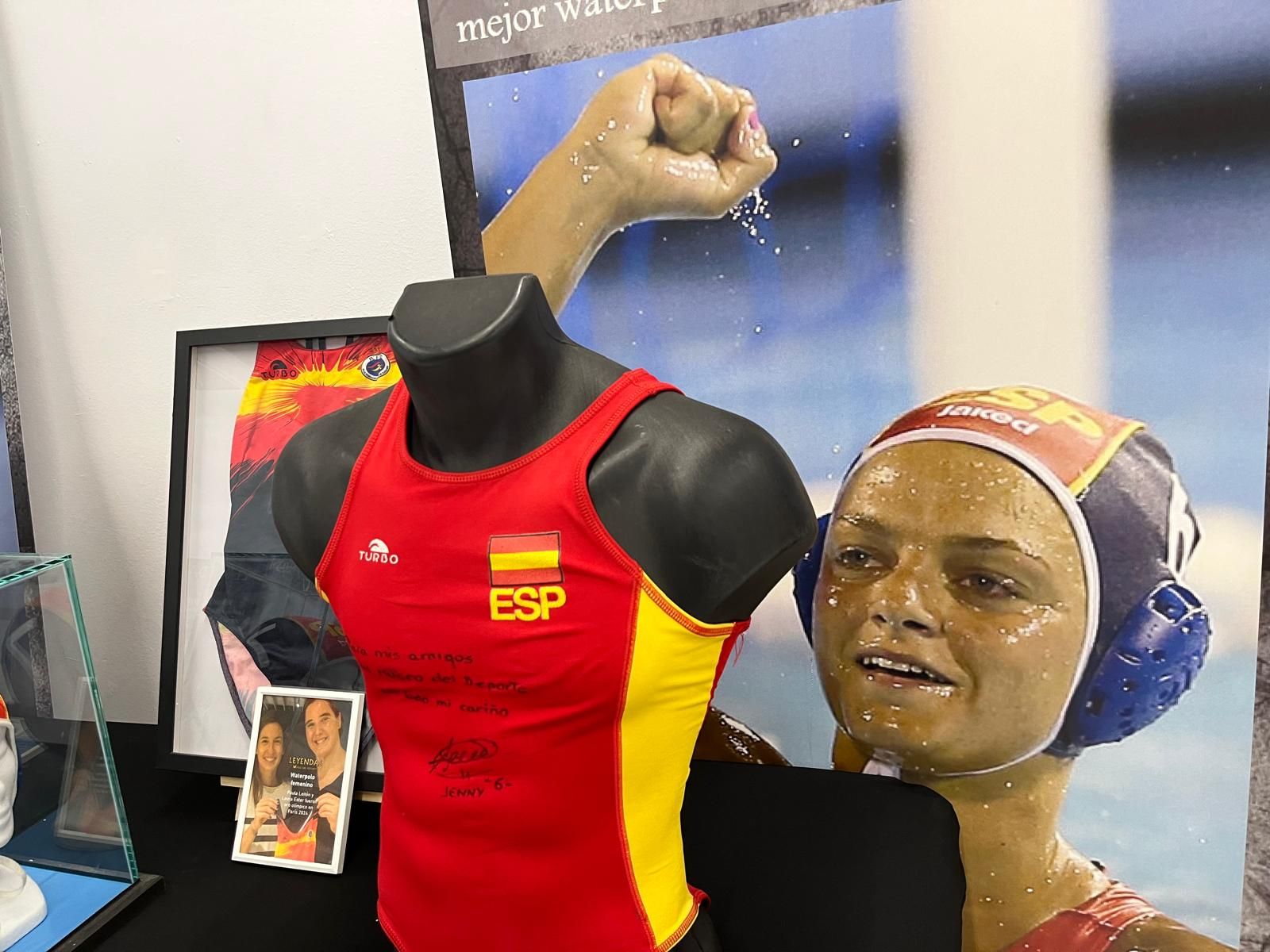 Todo preparado para la apertura de la exposición deportiva femenina ‘Leyendas’