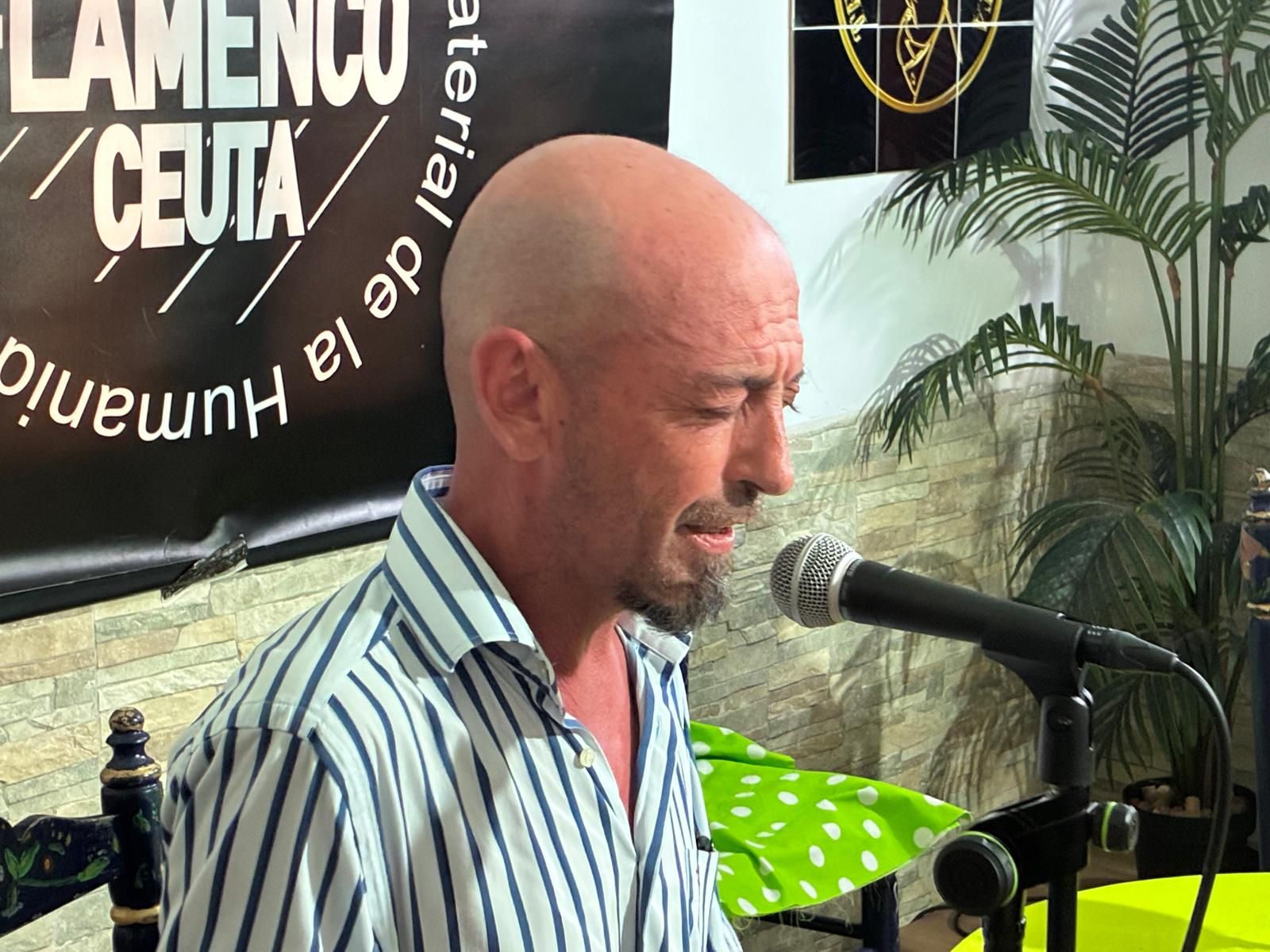 Jesús ‘el Sevillano’ ofreció ayer en la Tertulia un magnífico recital flamenco