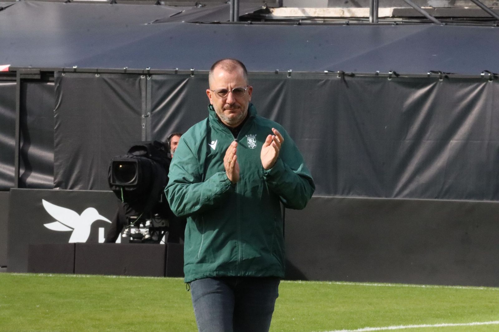 José Juan Romero, técnico de la AD Ceuta FC, momentos antes de dar comienzo el encuentro que ha enfrentado al conjunto caballa con el CD Leganés