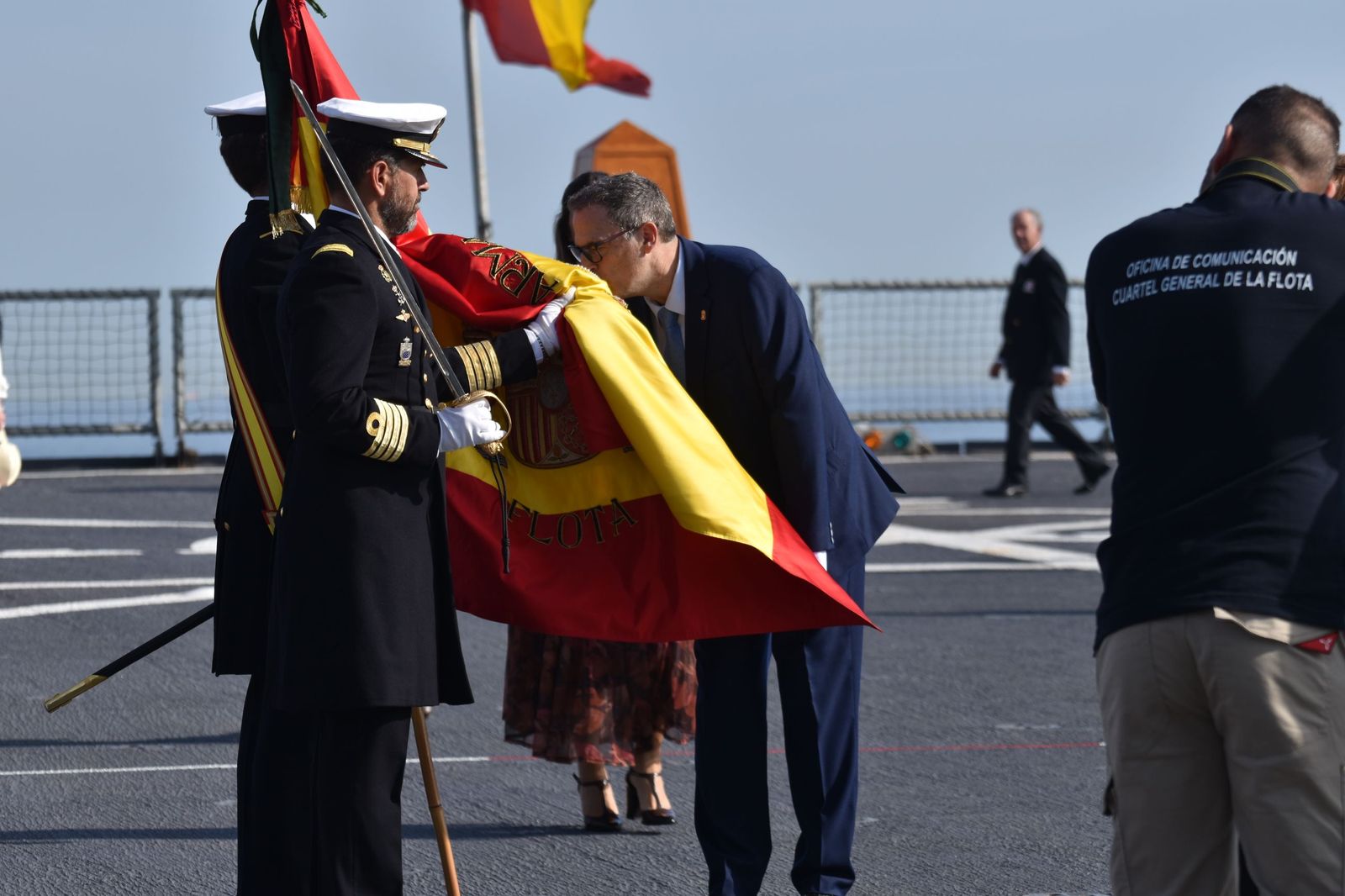 Emotiva jura de bandera a bordo del 'Castilla'