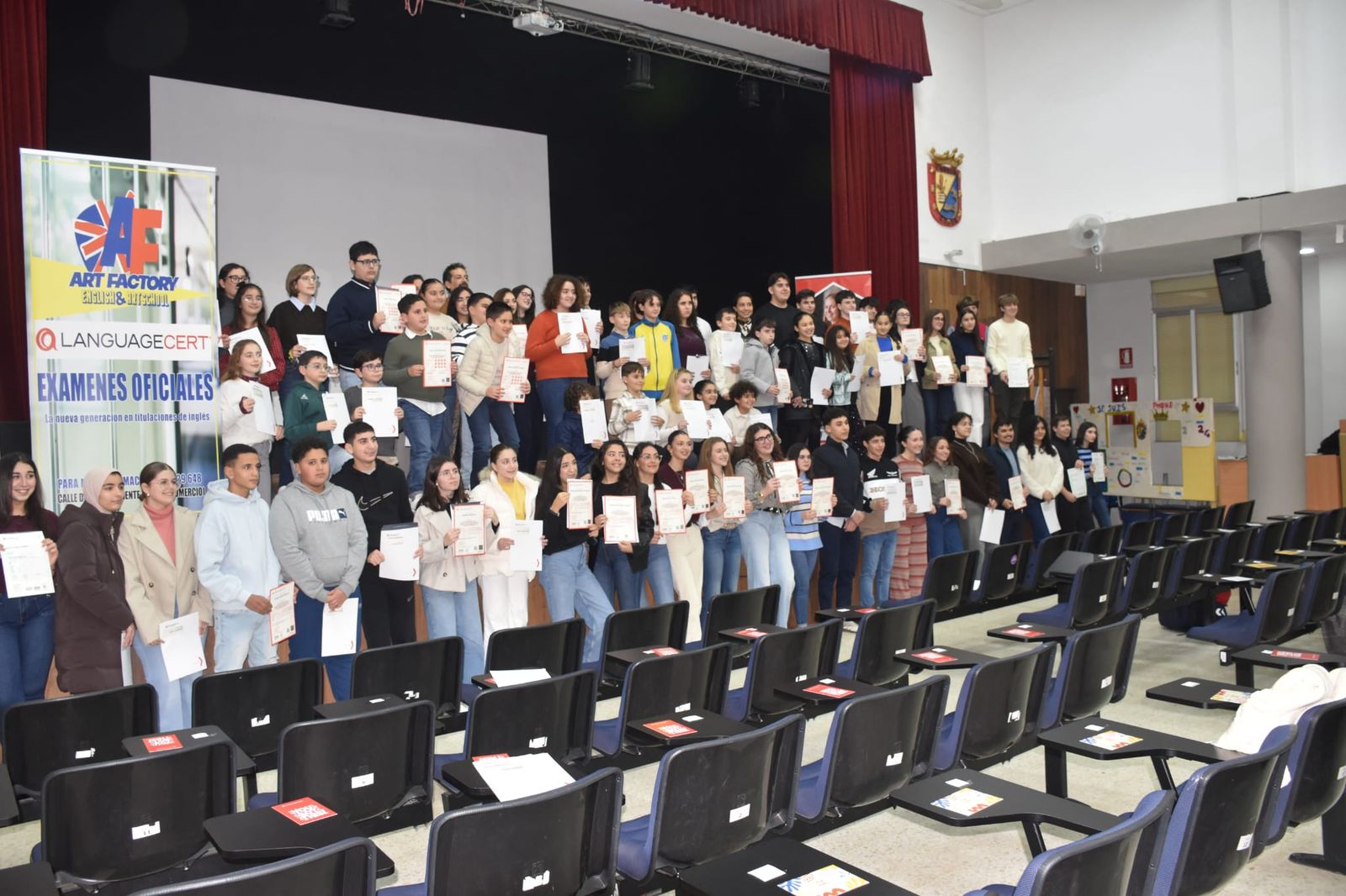 Las academias Art Factory y Big Ben entregan los certificados de inglés a su alumnado