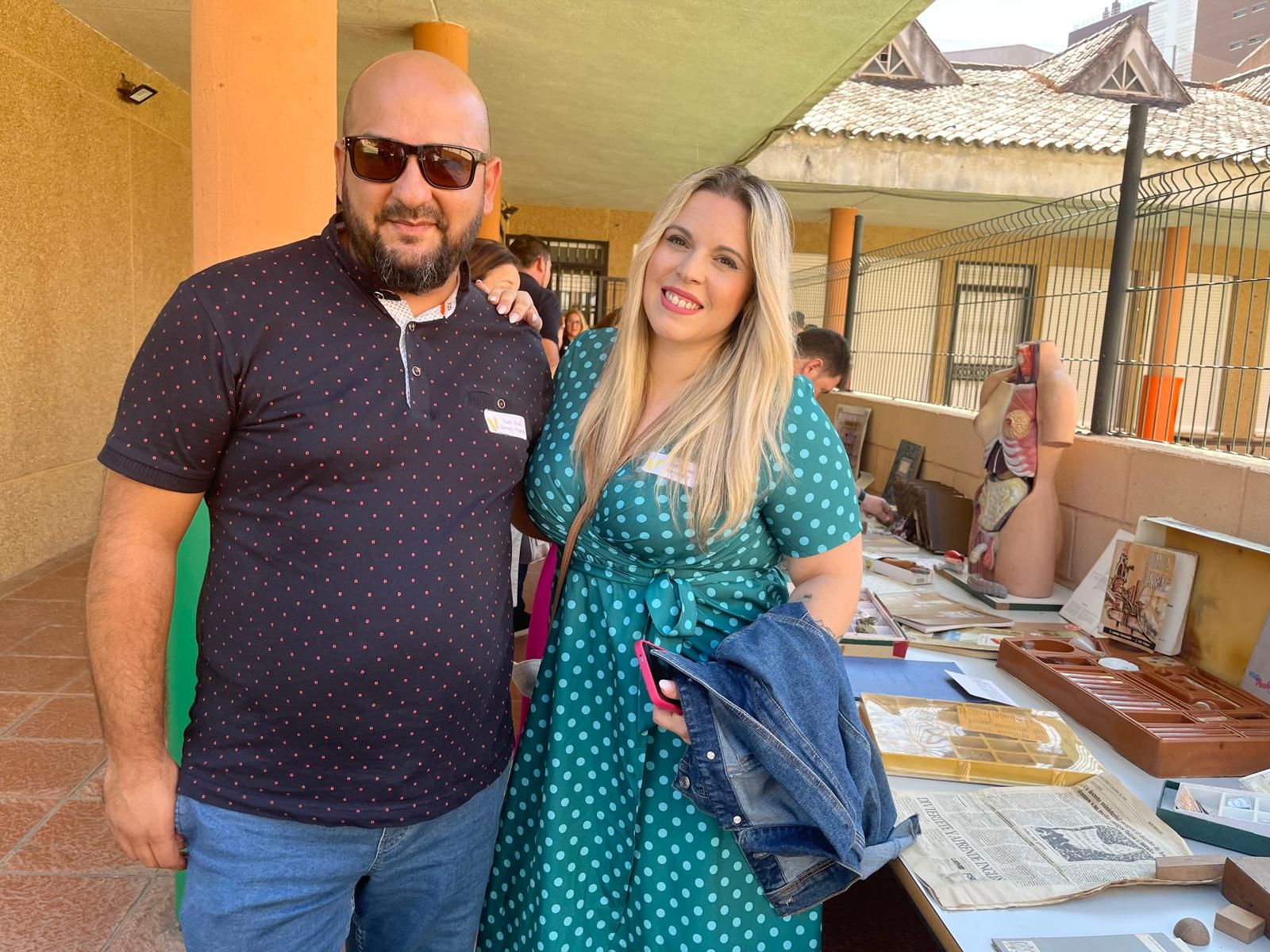Antiguos alumnos de Juan XXIII y Sagrado Corazón convierten el Colegio San Daniel en un refugio de recuerdos