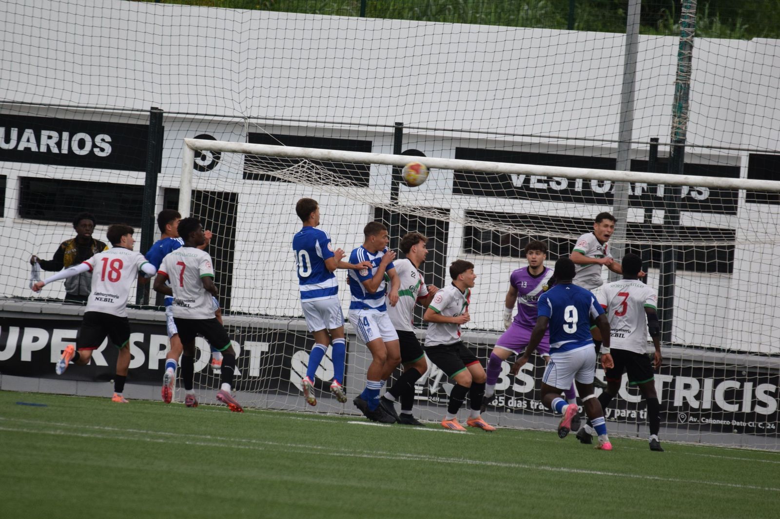 El Granada C.F. asaltó el Benoliel con un gol decisivo en el tramo final