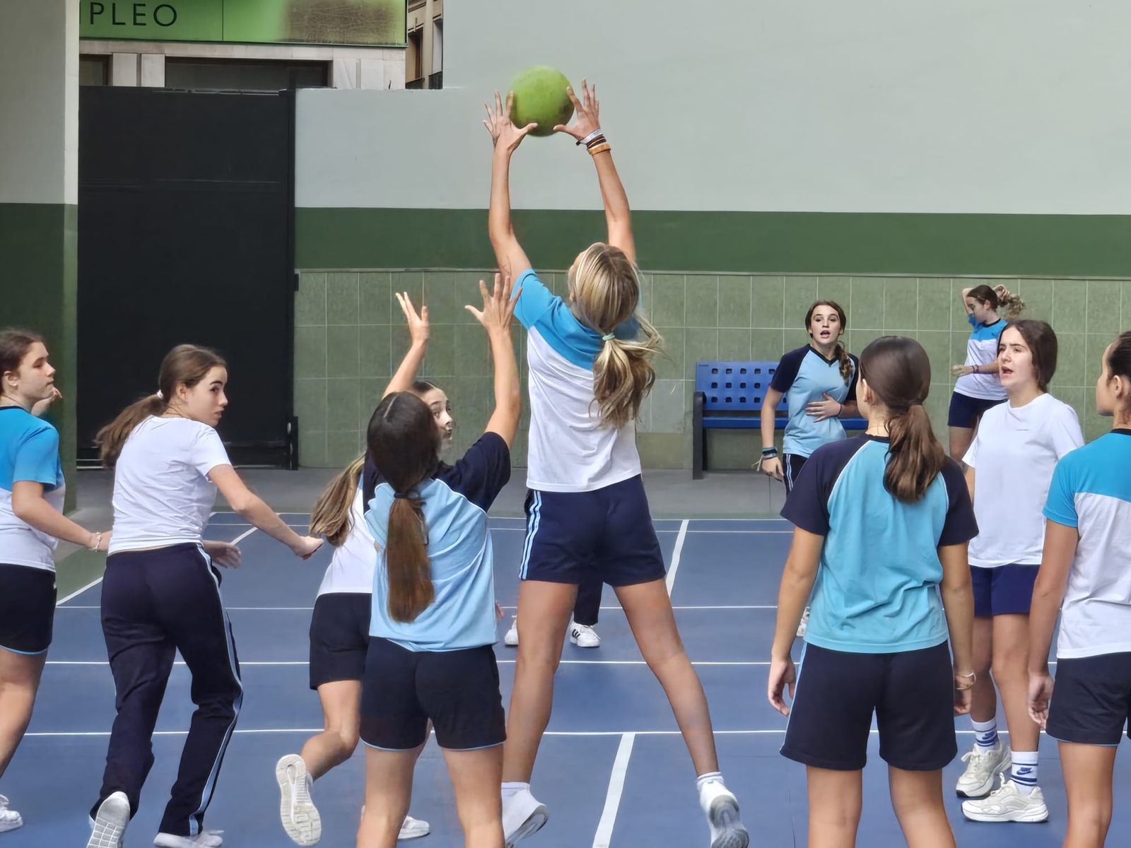 Jornada festiva en el Colegio La Inmaculada con motivo de la víspera del Día de todos los Santos Jornada festiva en el Colegio La Inmaculada con motivo de la víspera del Día de todos los Santos