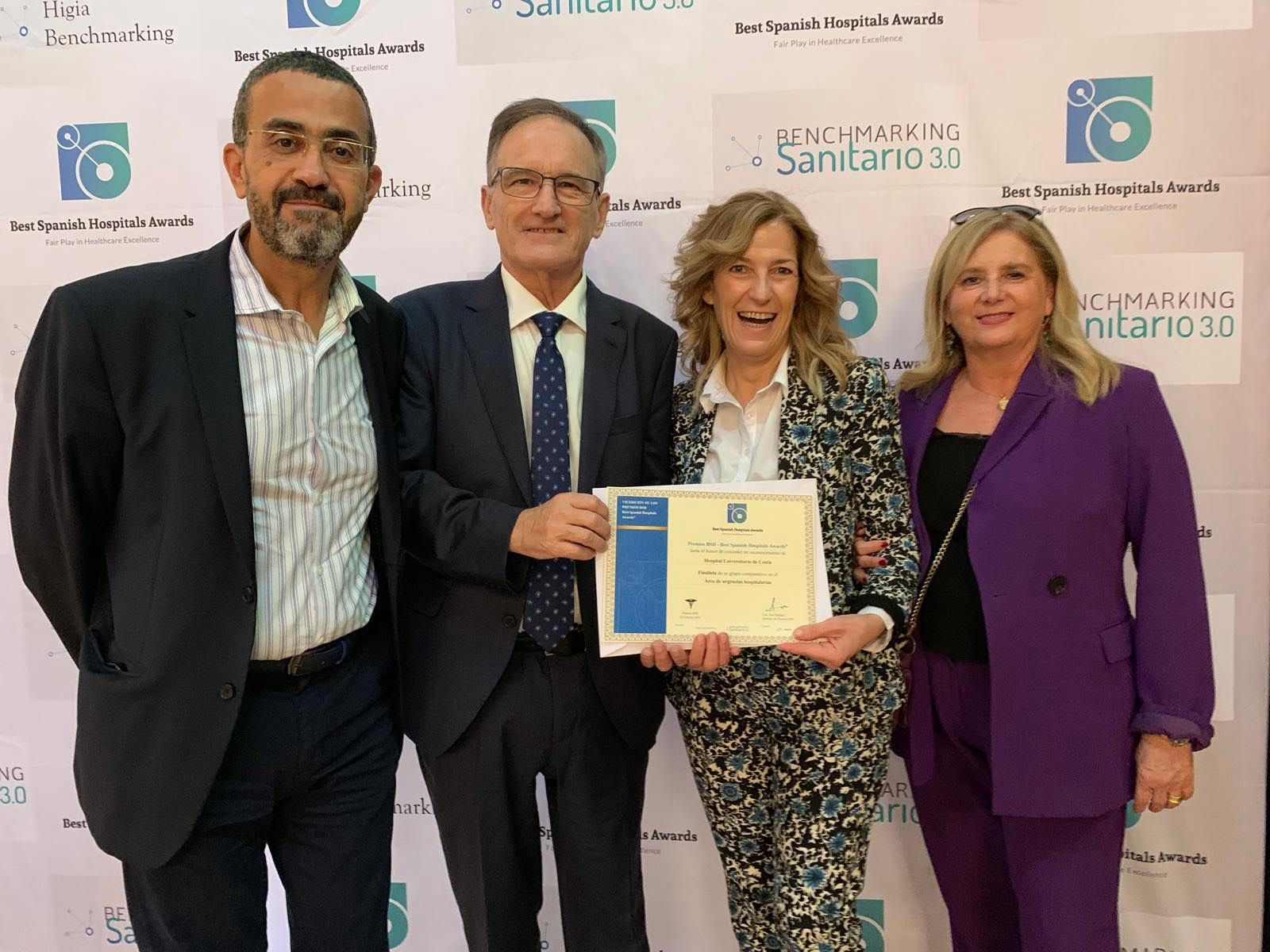 El doctor Mohamedi Abdelkader Maanan, director médico de Atención Hospitalaria del Área Sanitaria de Ceuta; el doctor Jesús Lopera Flores, director territorial de INGESA en Ceuta; Isabel Muñoz Machín, directora general de INGESA; y Concepción Díaz Jiménez, directora de Enfermería  de Atención Hospitalaria del Área Sanitaria de Ceuta