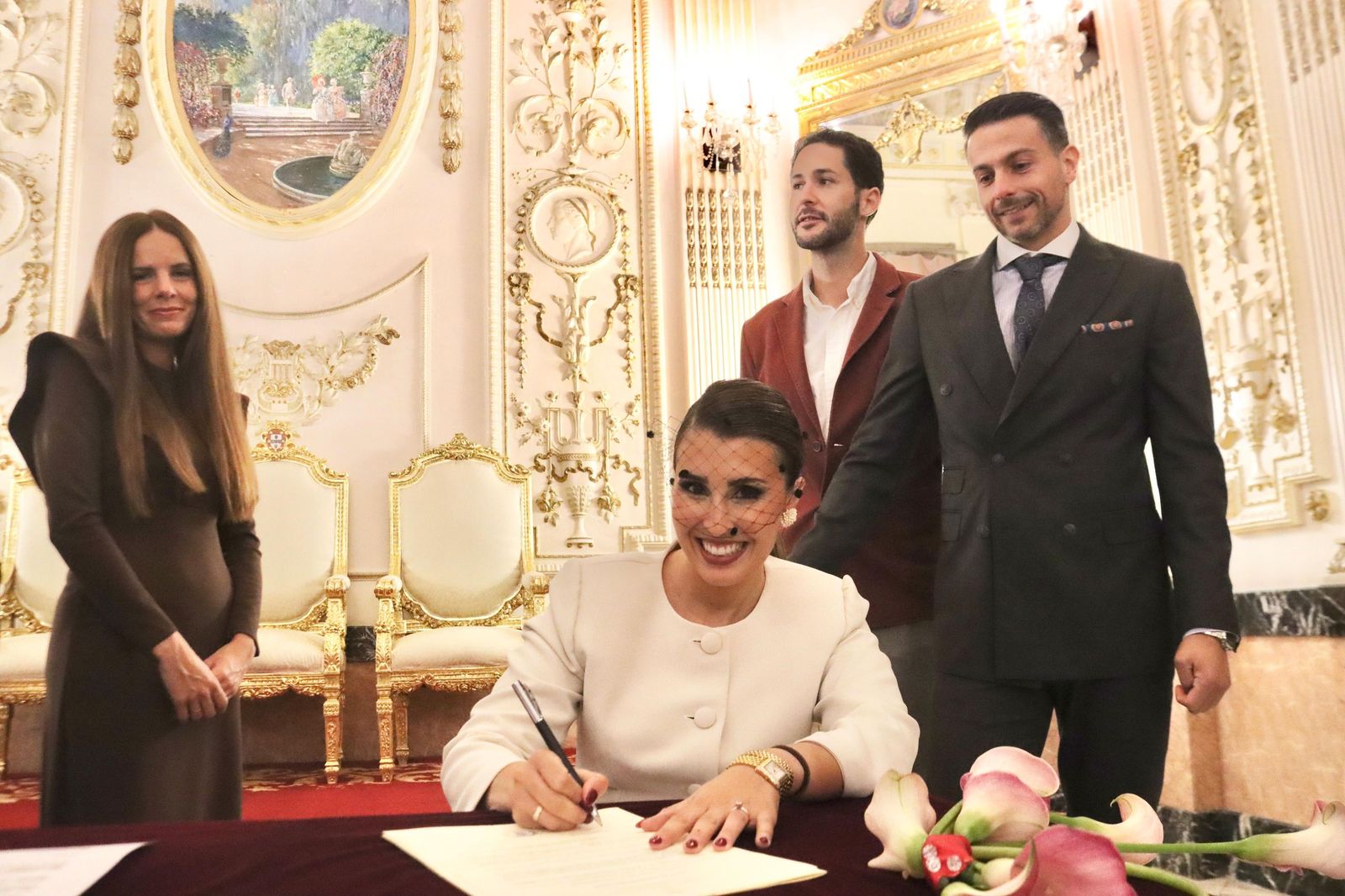 FOTOGALERÍA | Rubén y Gloria dicen 'sí quiero' en el Salón del Trono