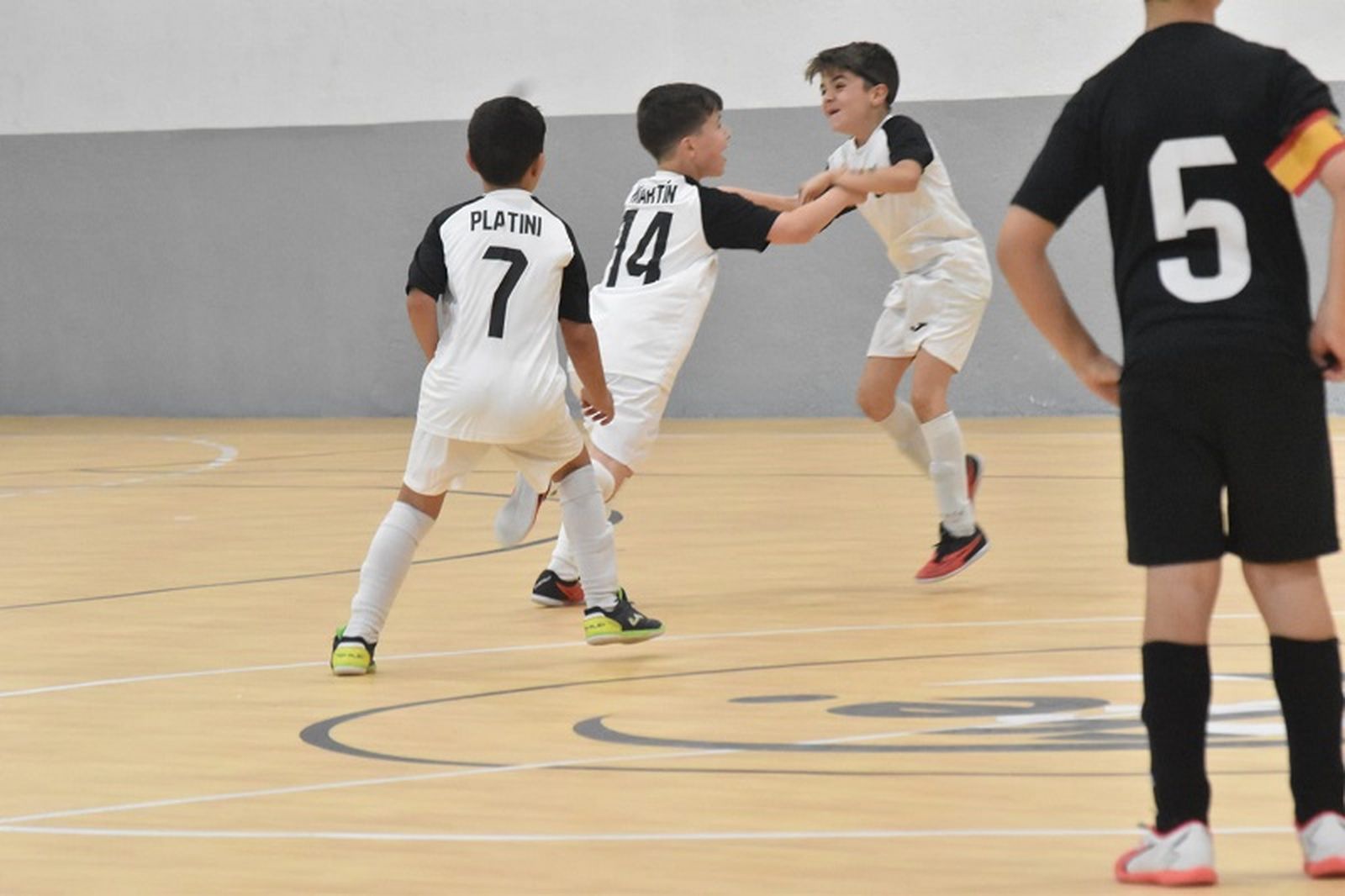 498_f4a5a897-81d8-4aad-a998-e0fcca79888d