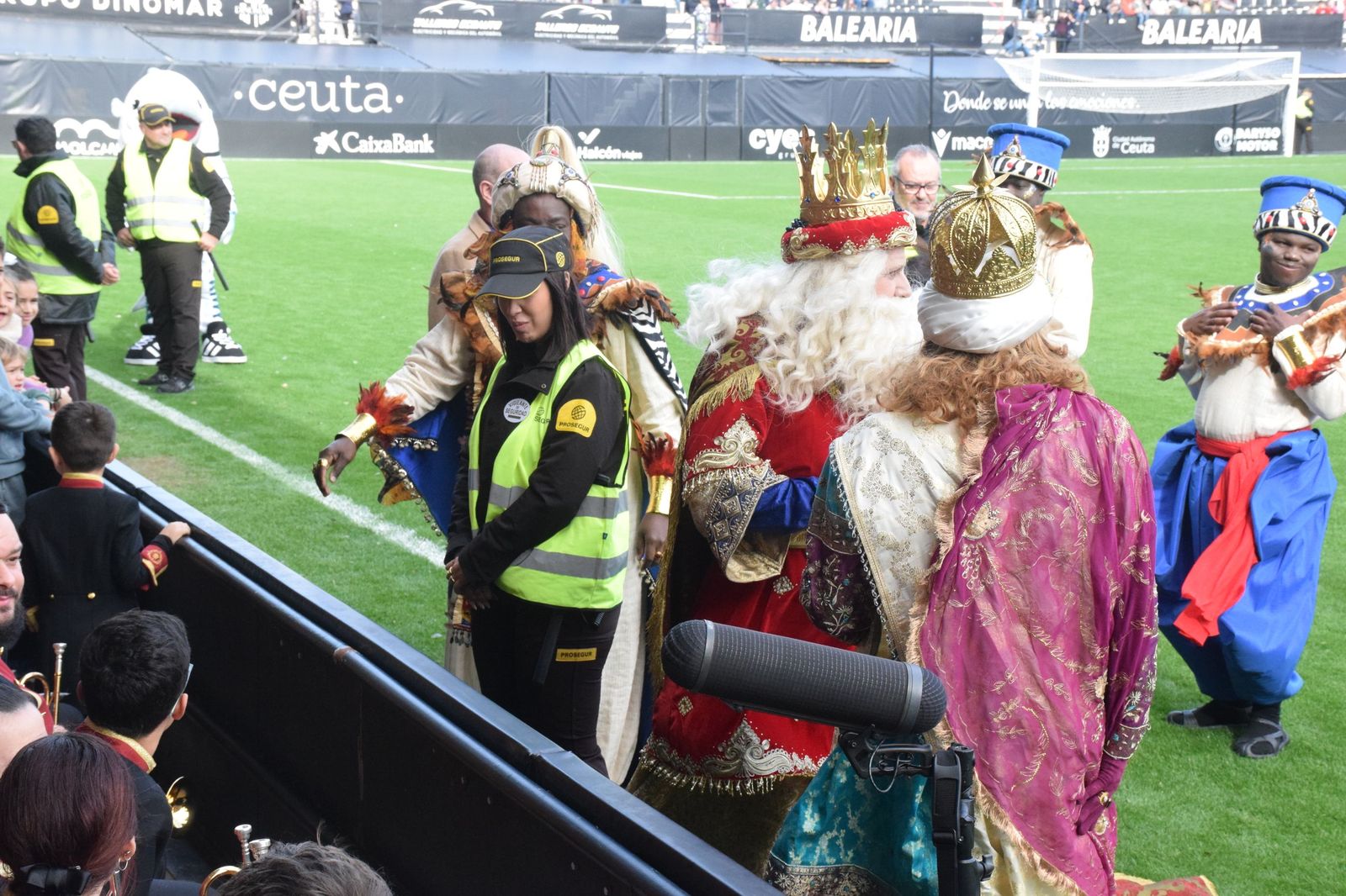 Así se vivió en el Murube la esperada llegada de los Reyes Magos